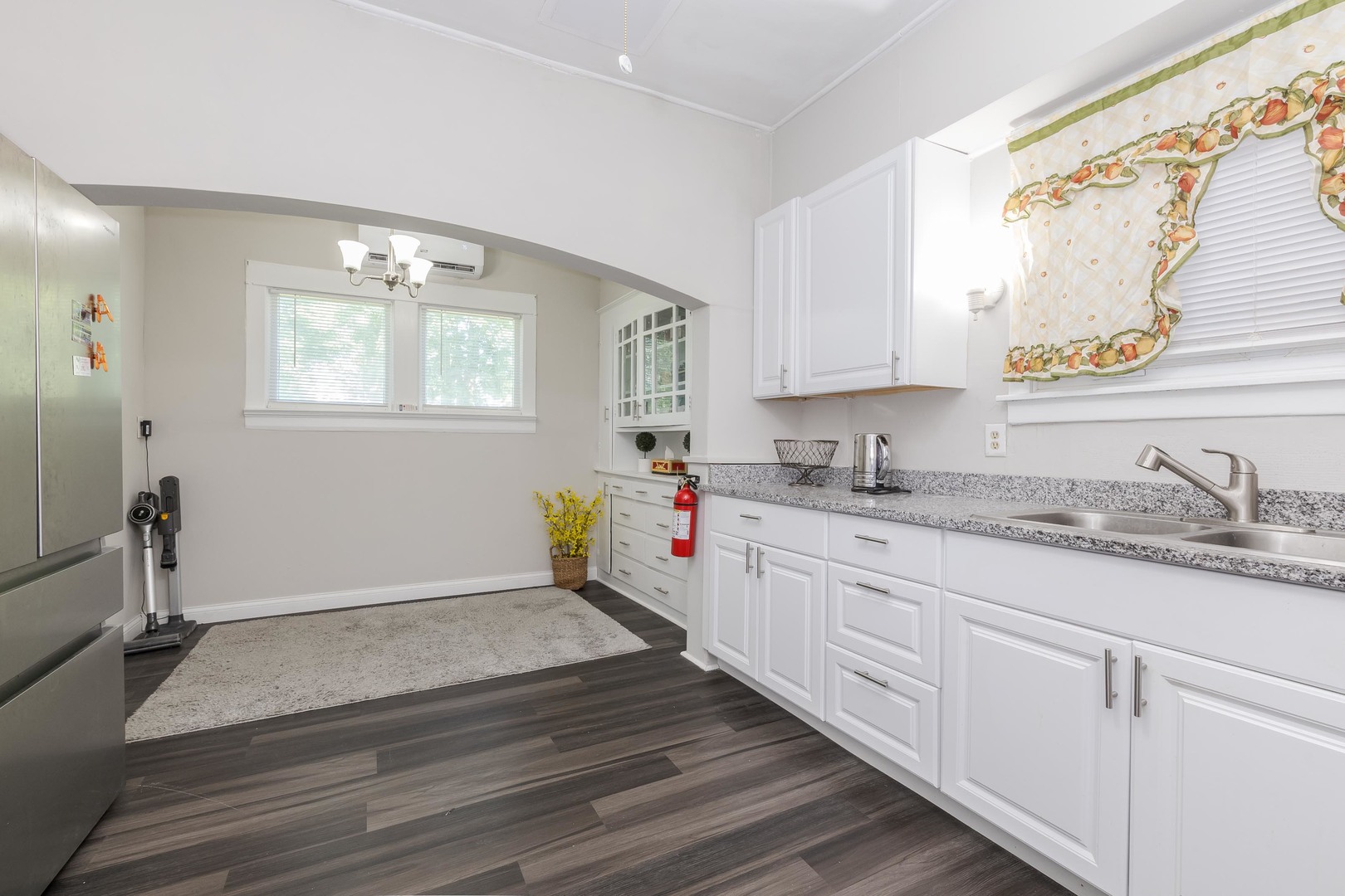 615 N Chicago Street Property Photo 22