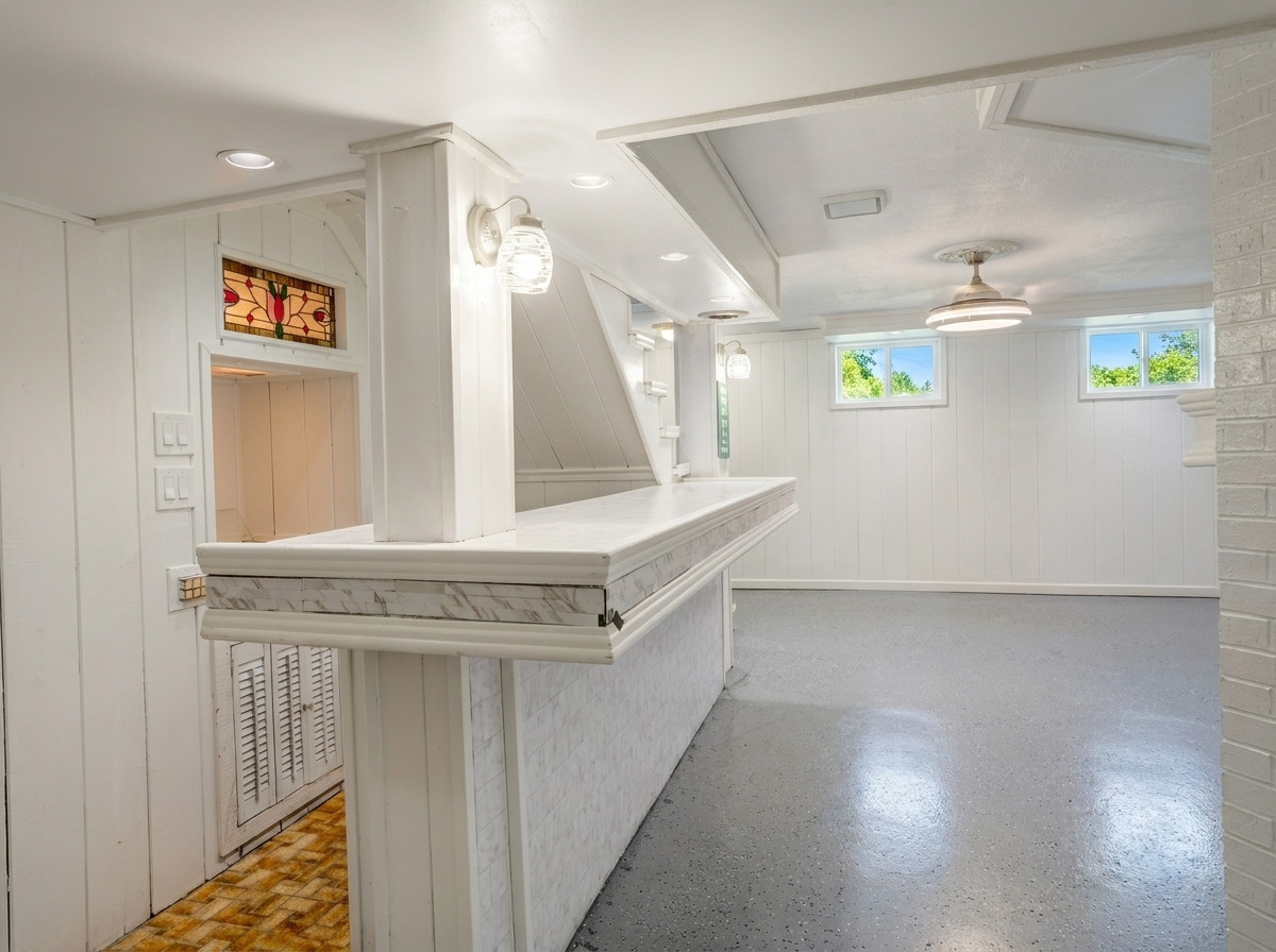 1113 Douglas Court Property Photo 17