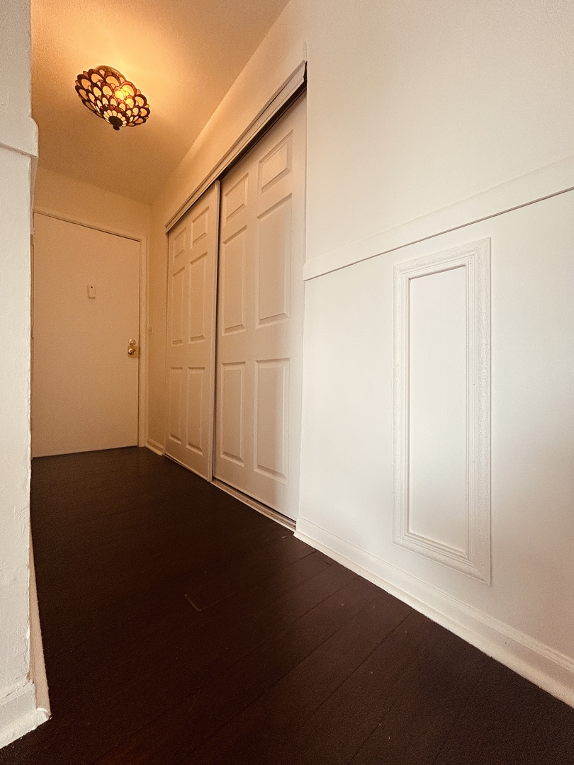 1227 S Harlem Avenue 310 Property Photo 4