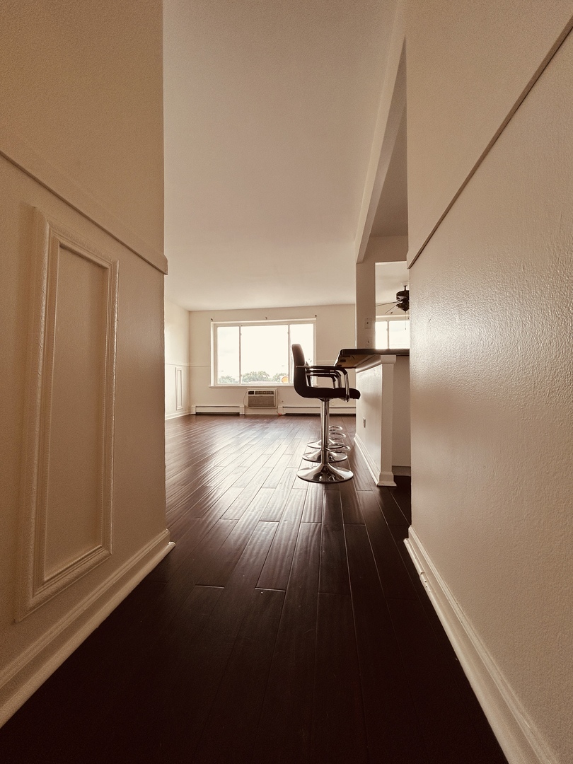 1227 S Harlem Avenue 310 Property Photo 5