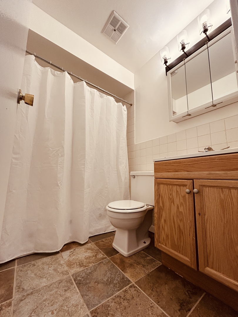 1227 S Harlem Avenue 310 Property Photo 14