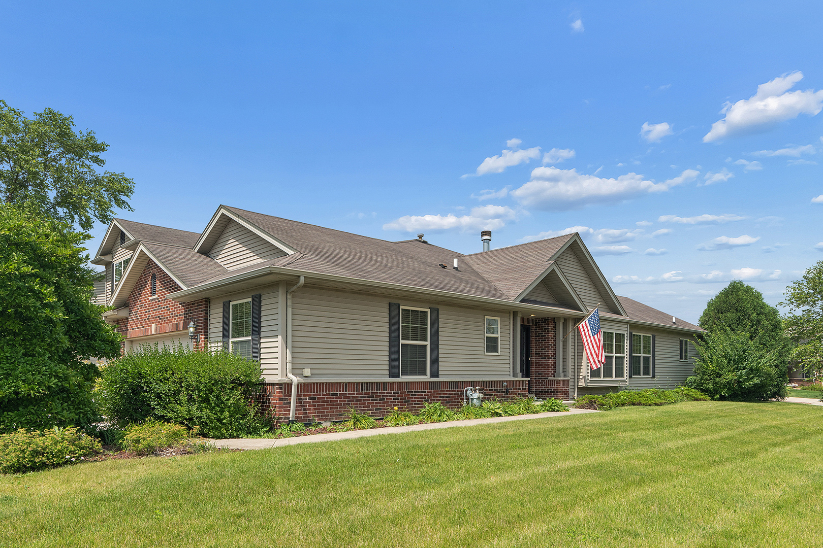 25426 Barrow Road Property Photo 1