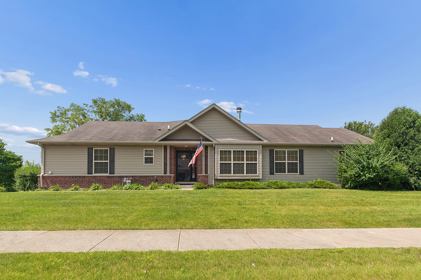 25426 Barrow Road Property Photo 2