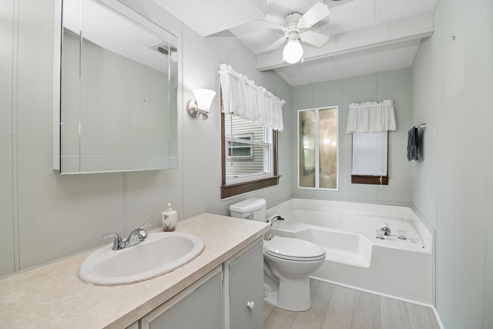 5472 E 2000n Road Property Photo 21