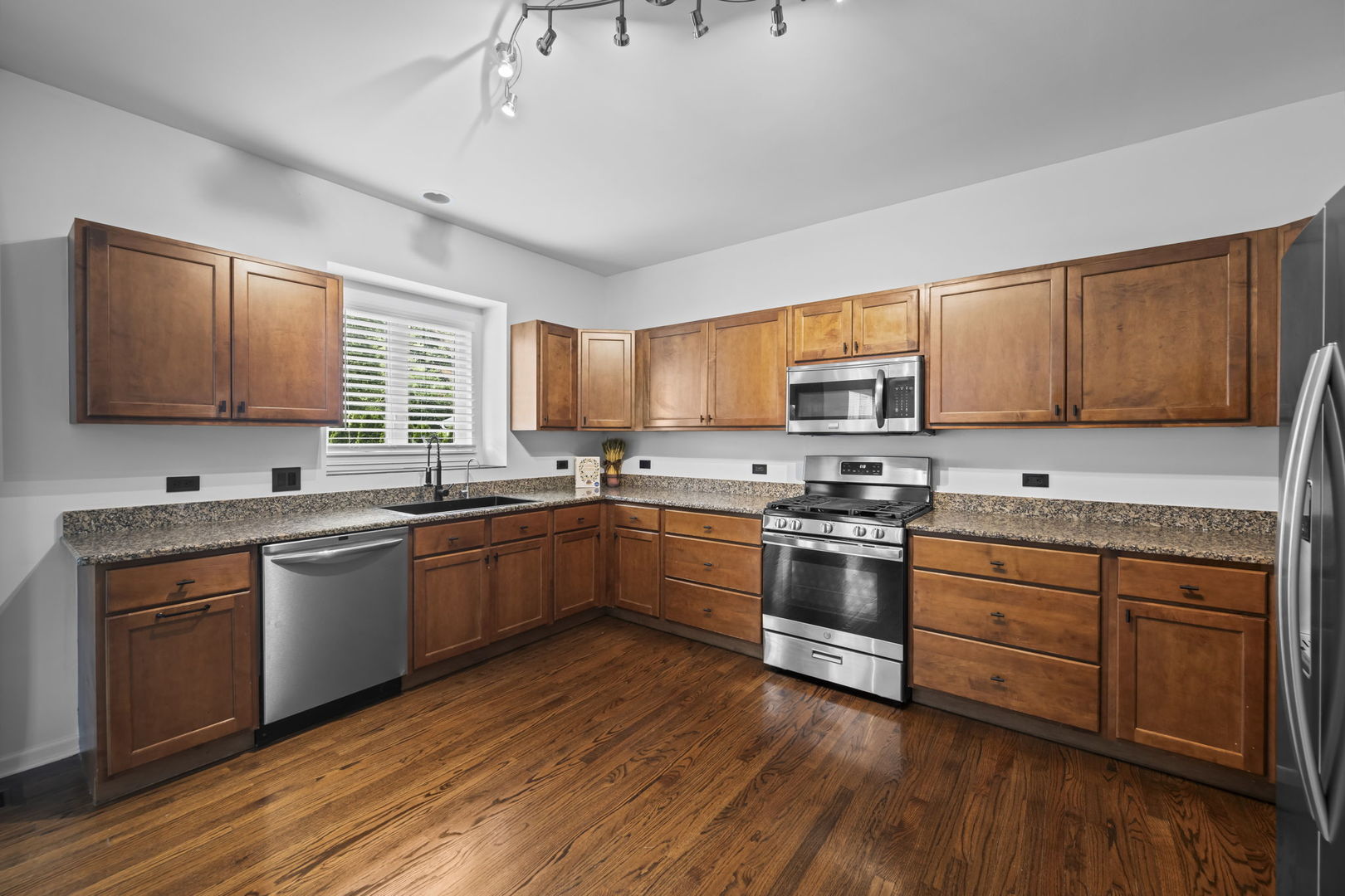219 Elm Avenue Property Photo 13