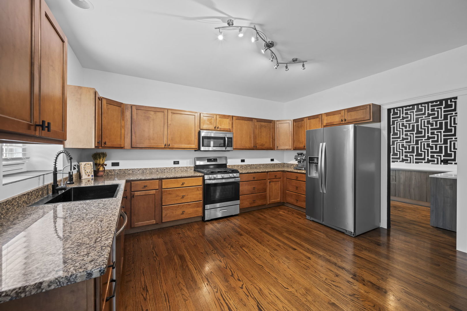 219 Elm Avenue Property Photo 15