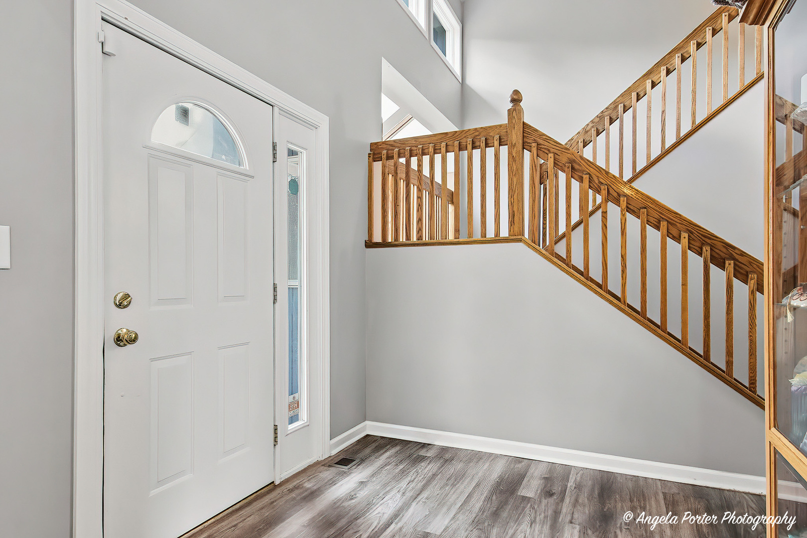 8302 White Oaks Road Property Photo 4