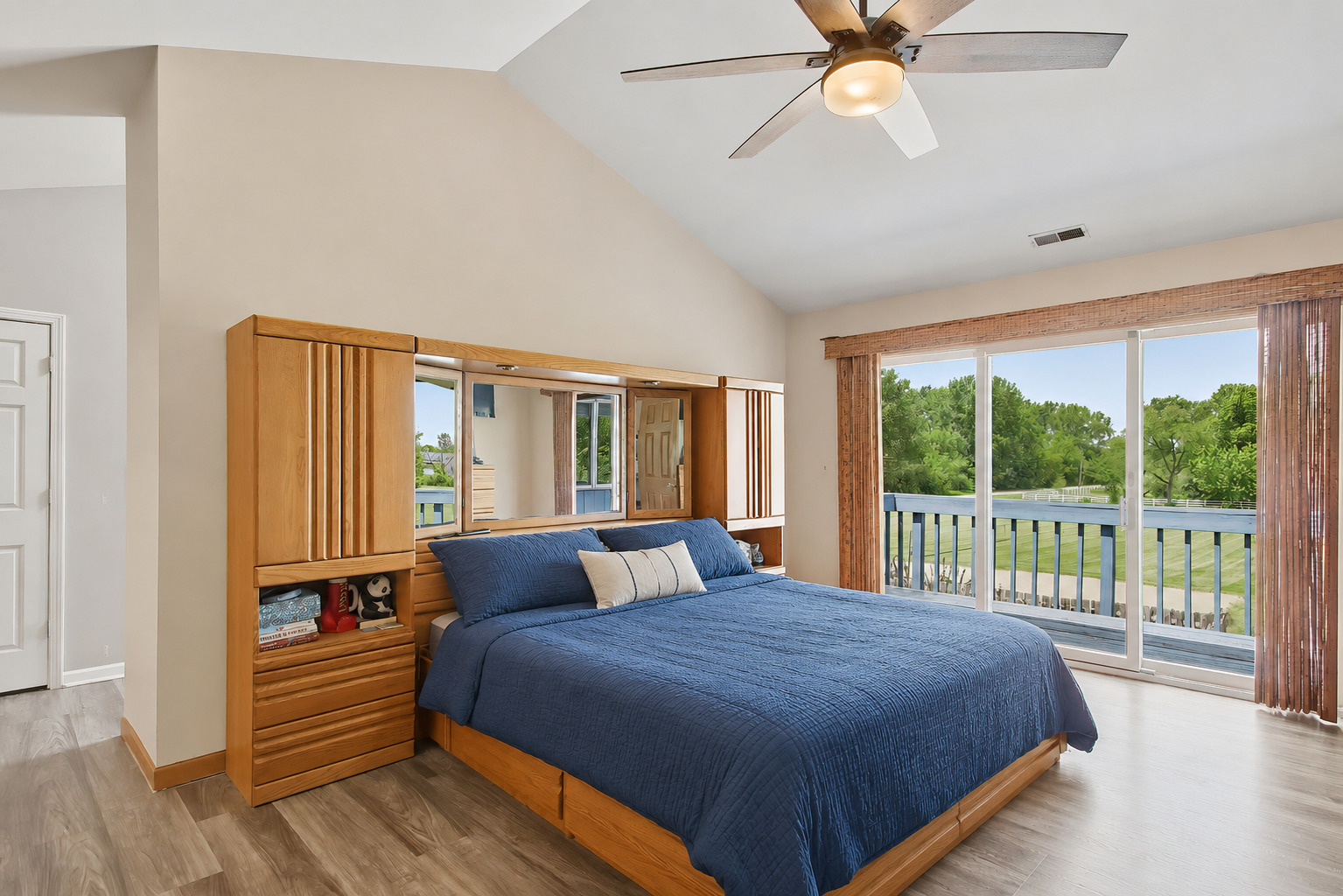 8302 White Oaks Road Property Photo 5