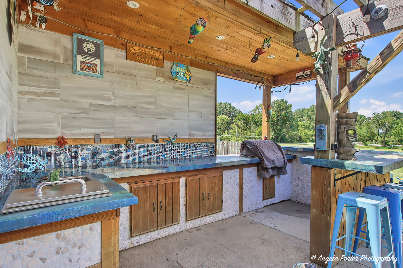 8302 White Oaks Road Property Photo 32