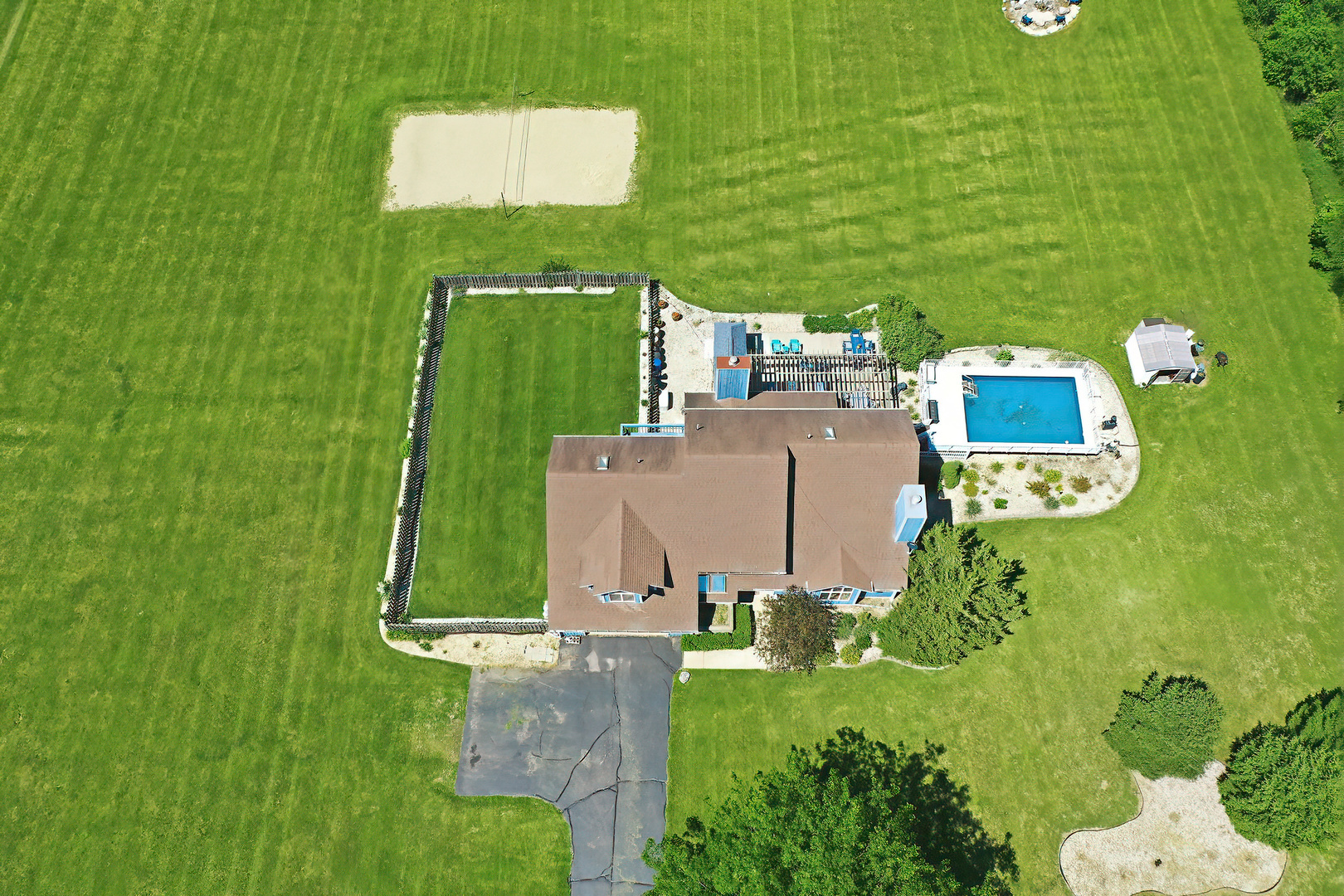 8302 White Oaks Road Property Photo 42