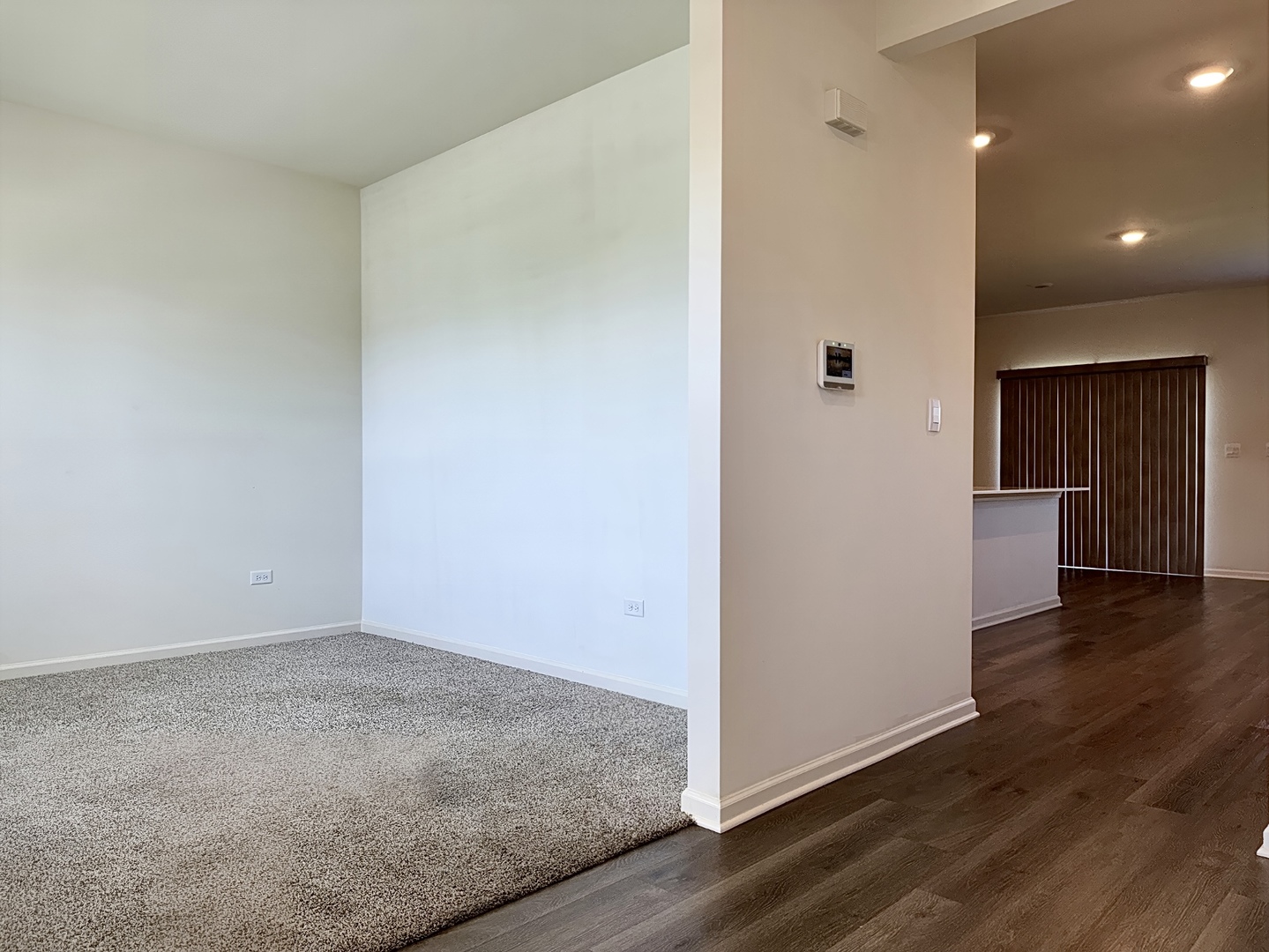 13520 S Carmel Boulevard Property Photo 3