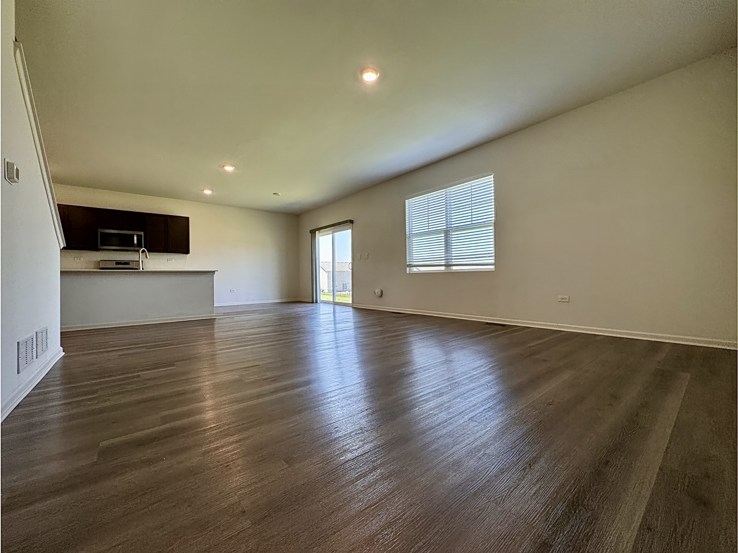13520 S Carmel Boulevard Property Photo 4