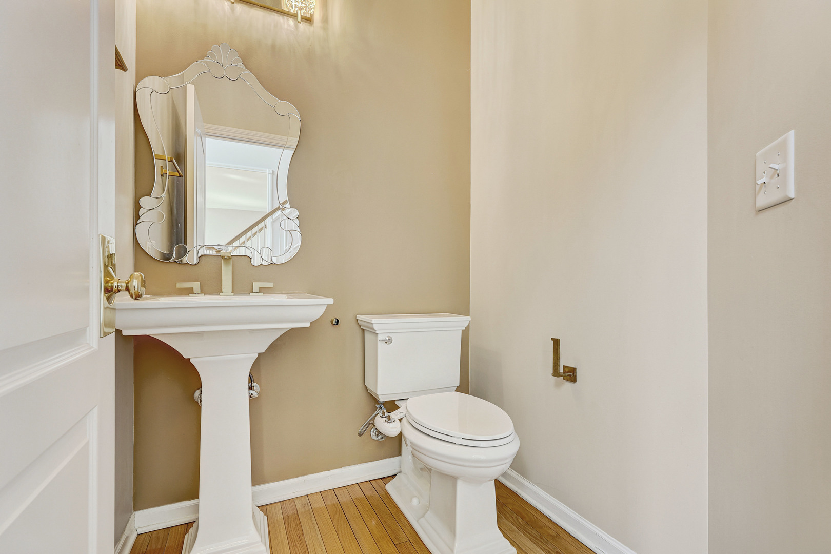 5587 Notting Hill Road Property Photo 12