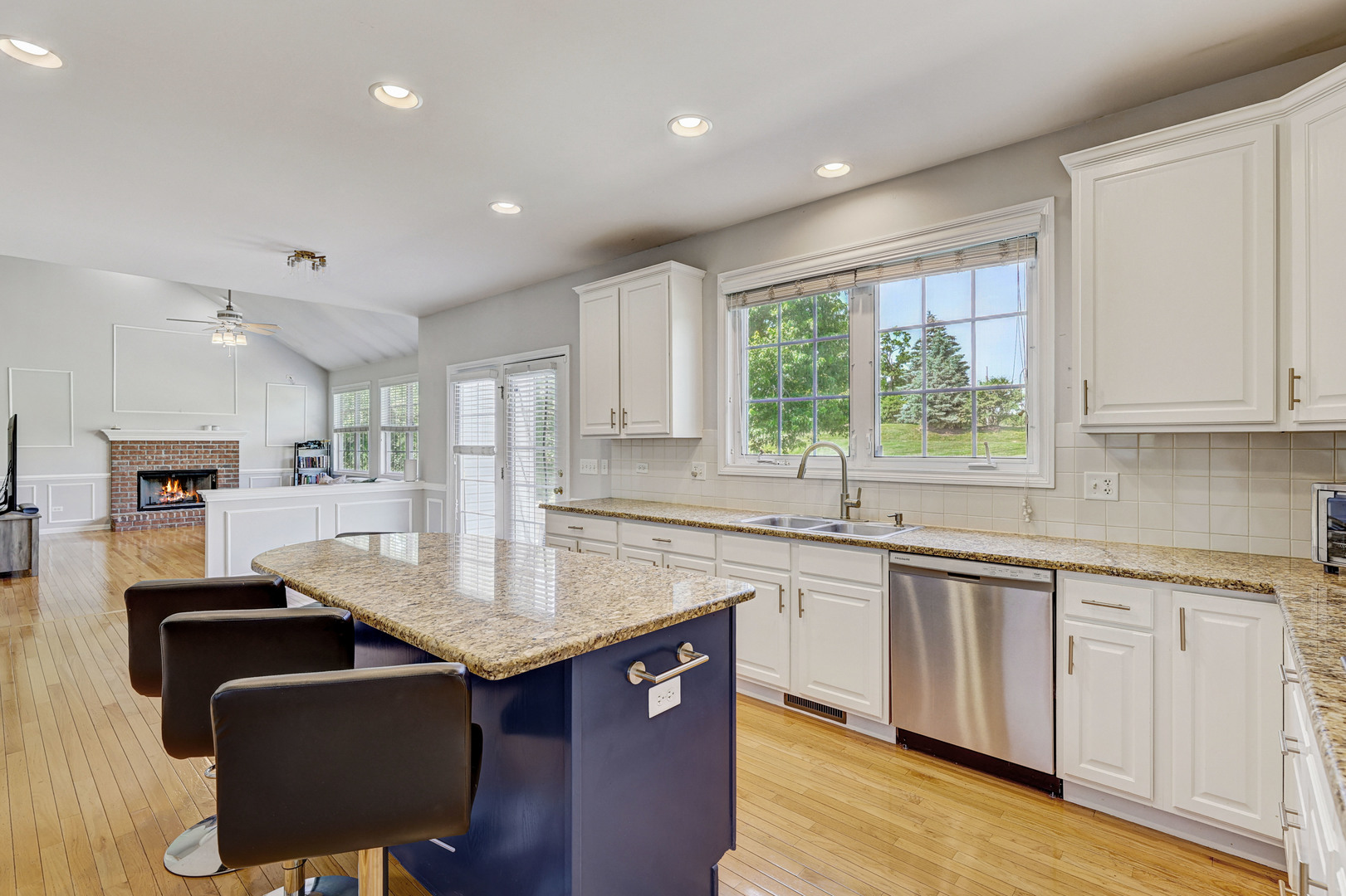 5587 Notting Hill Road Property Photo 18