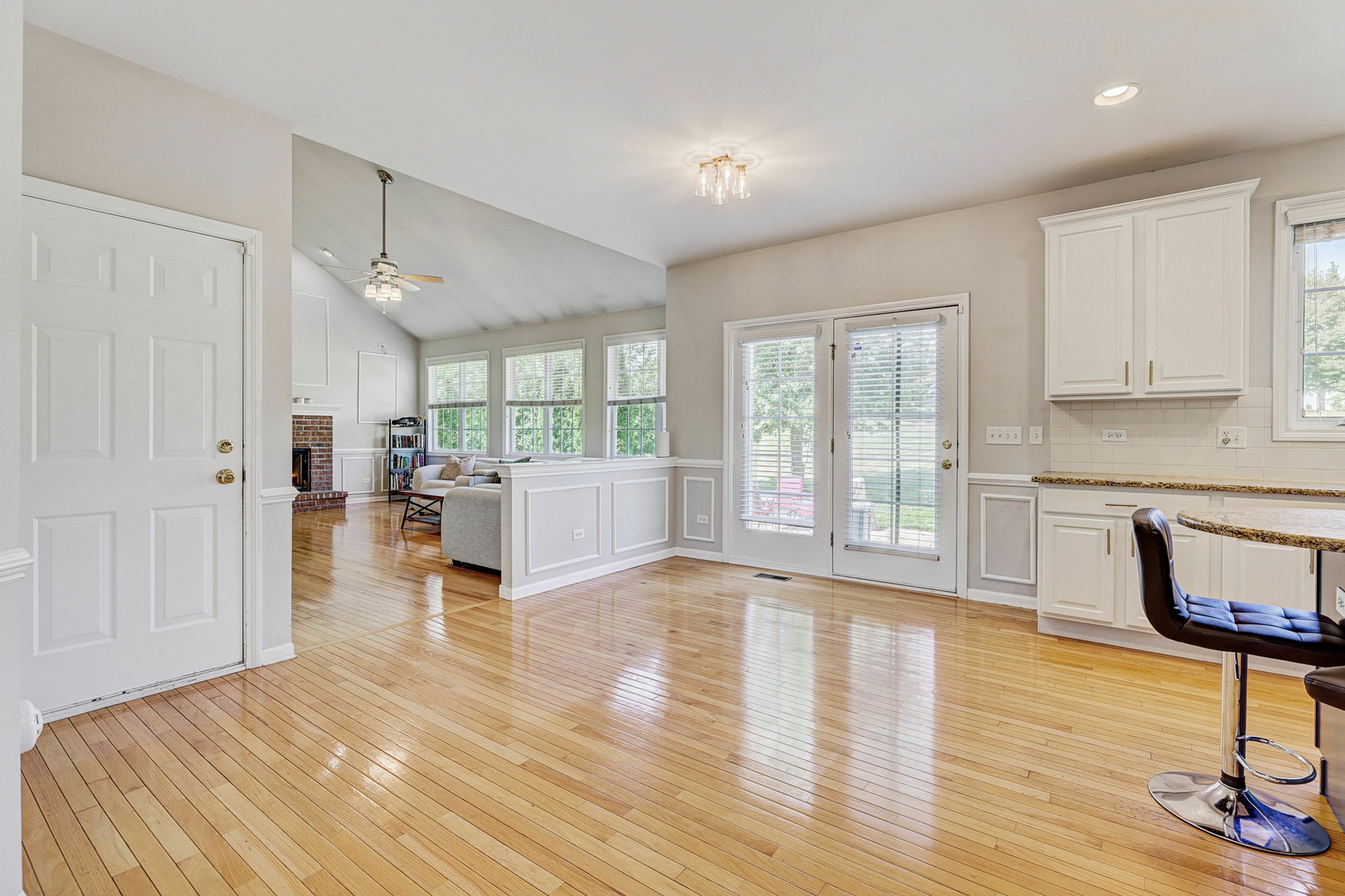 5587 Notting Hill Road Property Photo 21