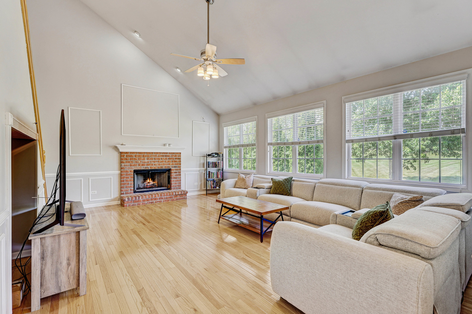 5587 Notting Hill Road Property Photo 22