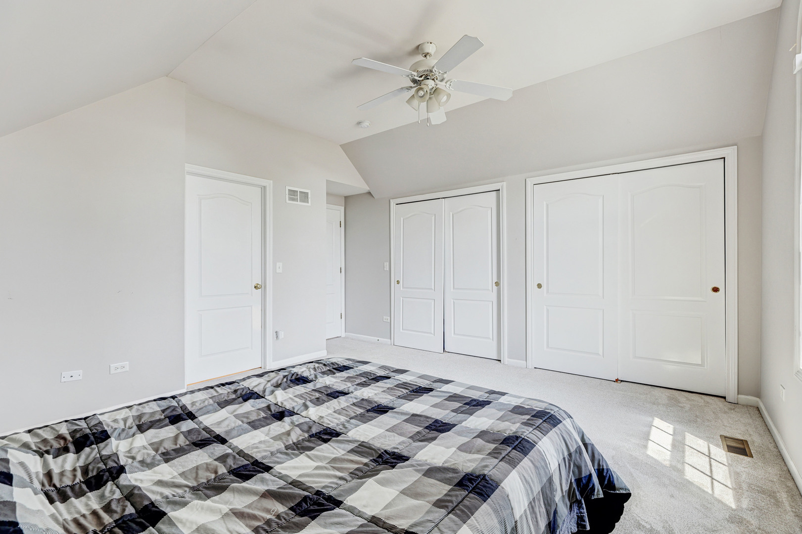 5587 Notting Hill Road Property Photo 33