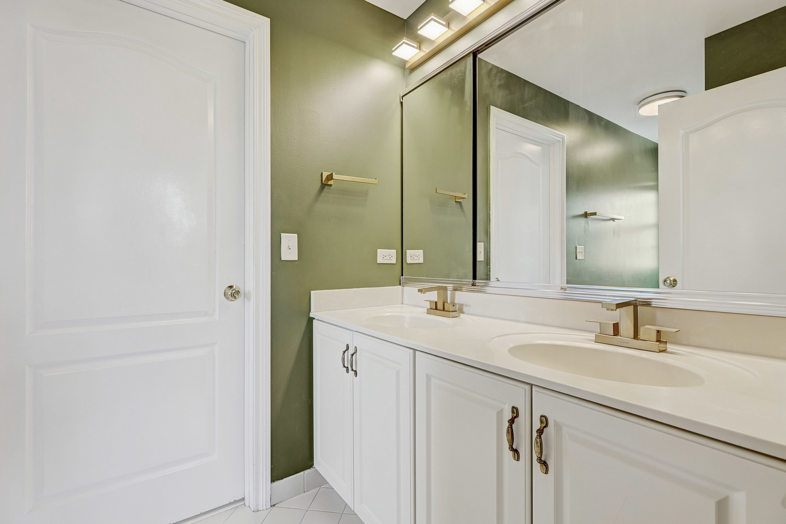 5587 Notting Hill Road Property Photo 34