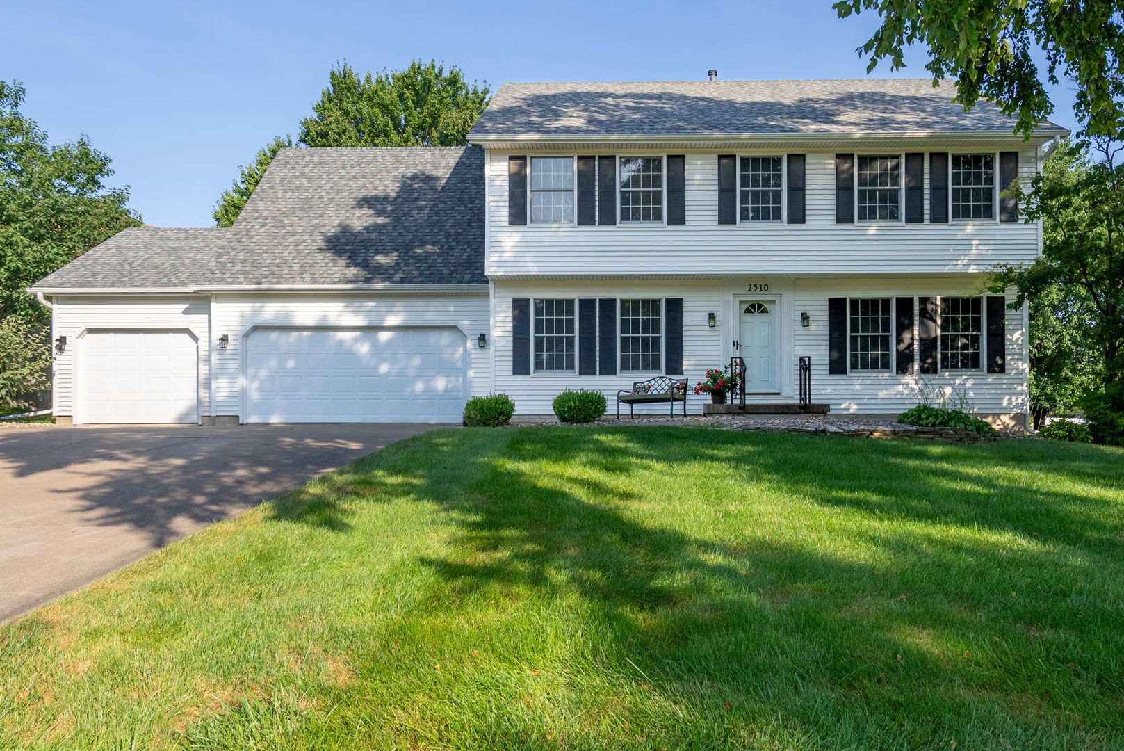 2510 Edgewild Drive Property Photo 1