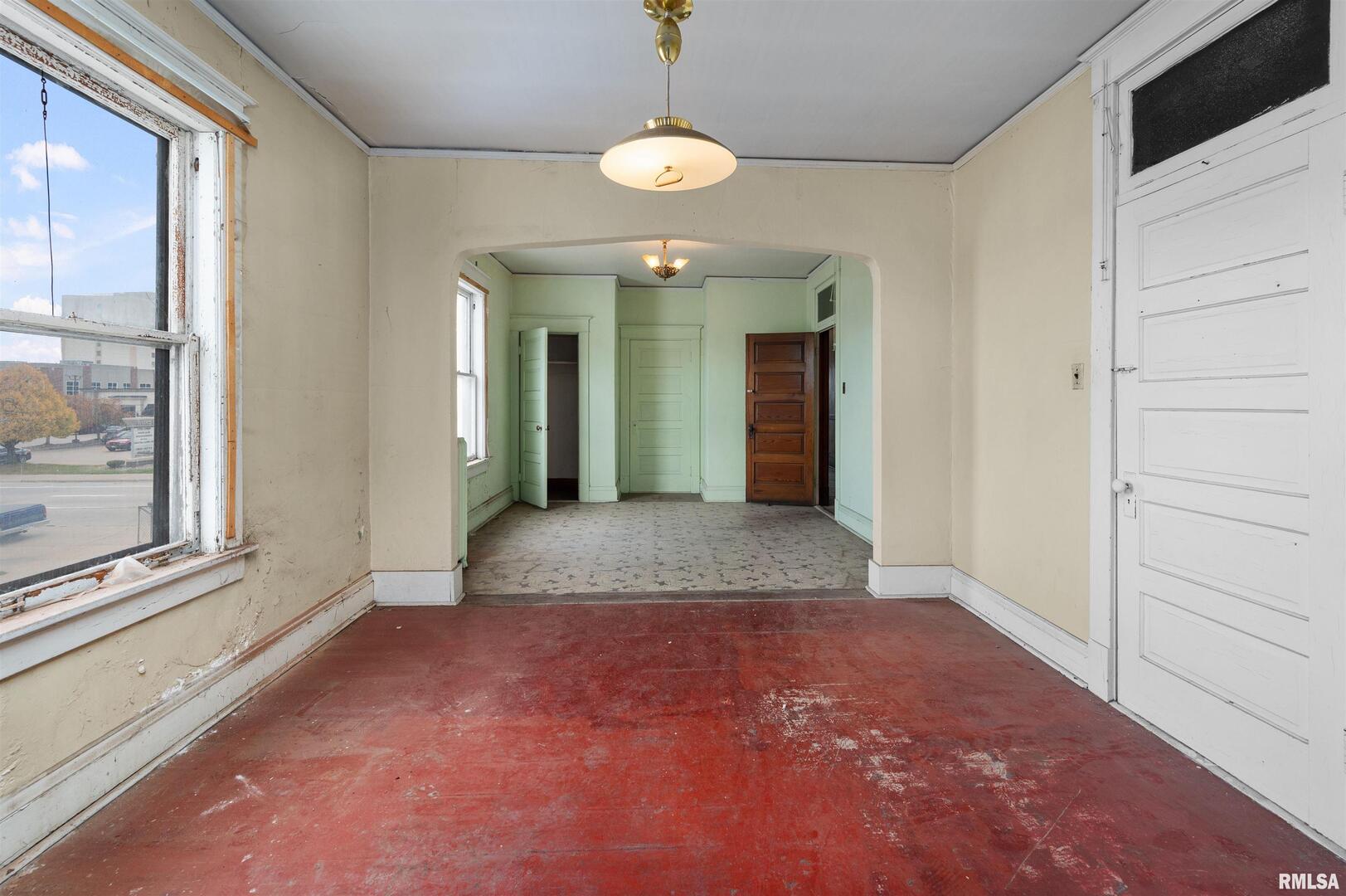 1716 & 1720 State Street Property Photo 35