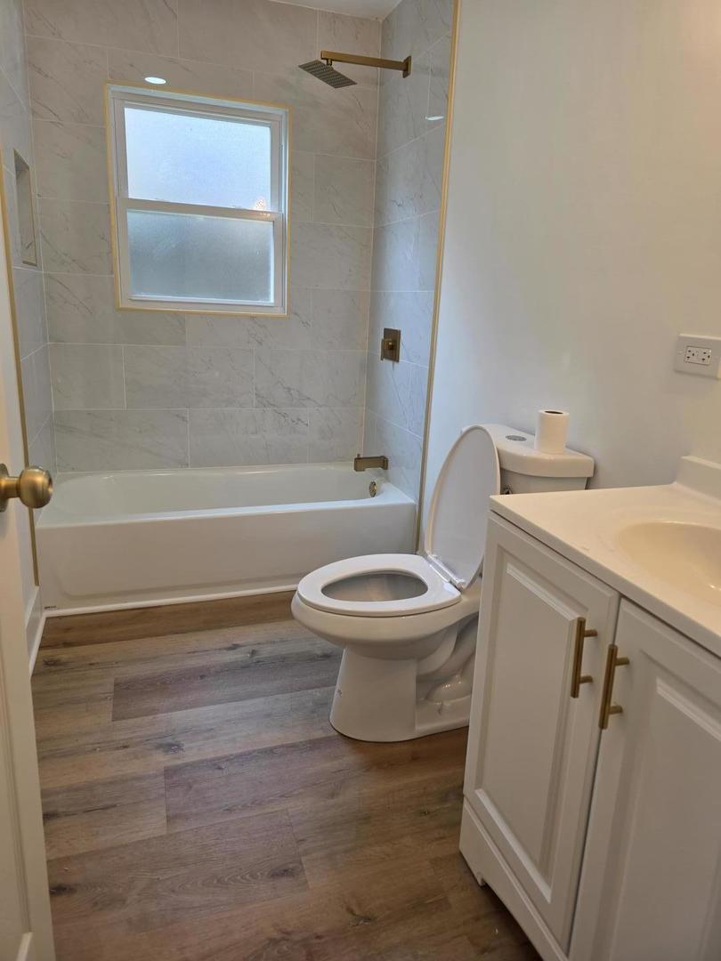 14916 Langley Avenue Property Photo 12
