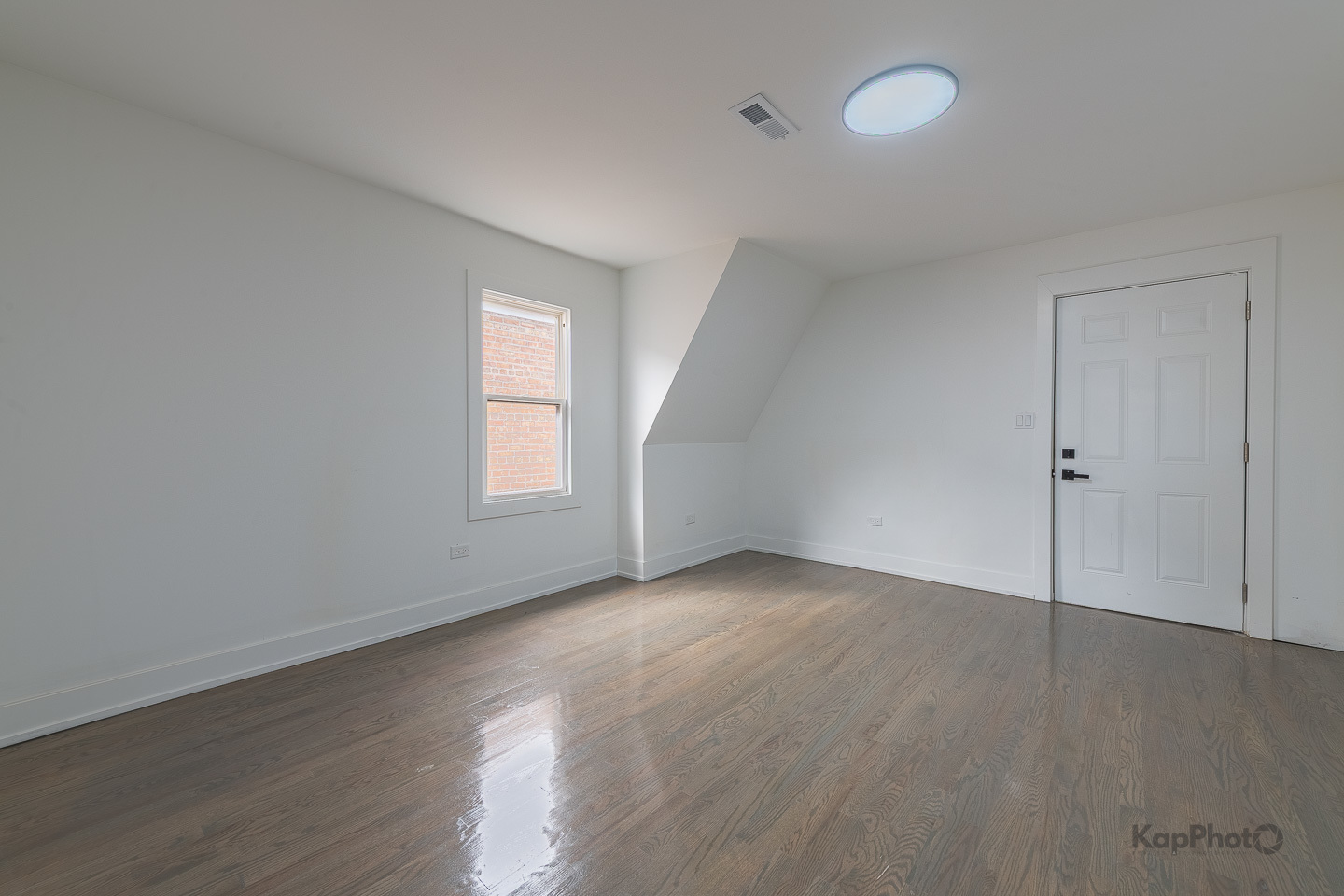 6006 S Komensky Avenue Property Photo 22