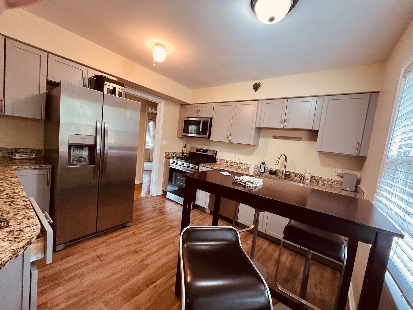 1725 Happ Road Property Photo 2
