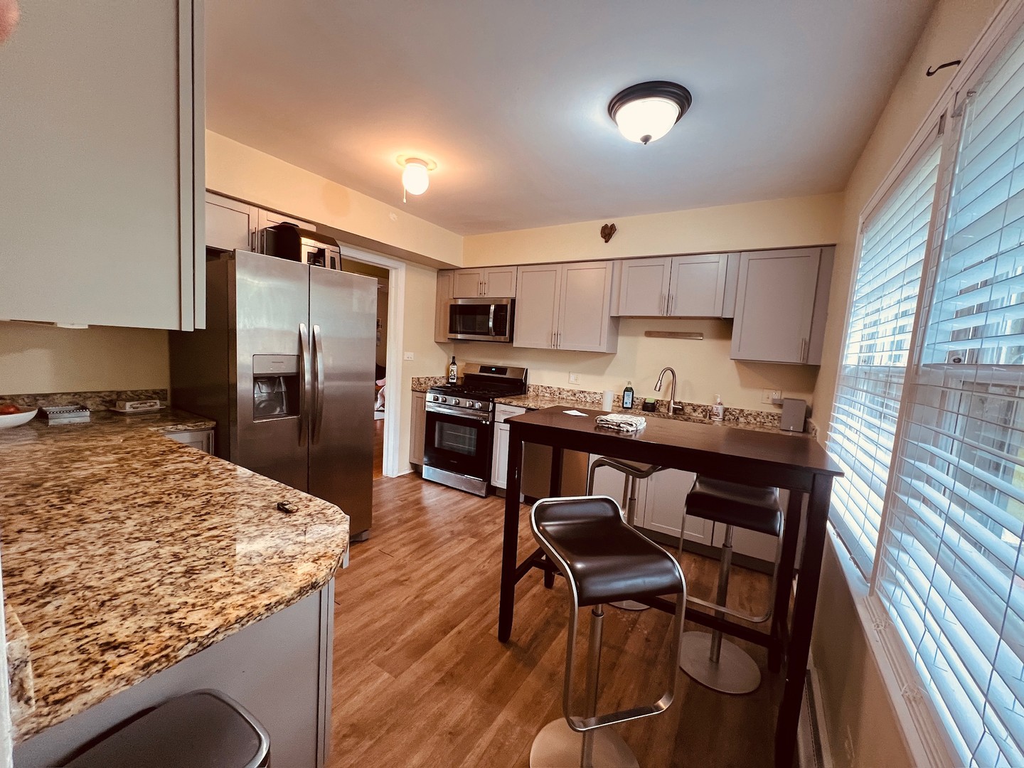 1725 Happ Road Property Photo 3