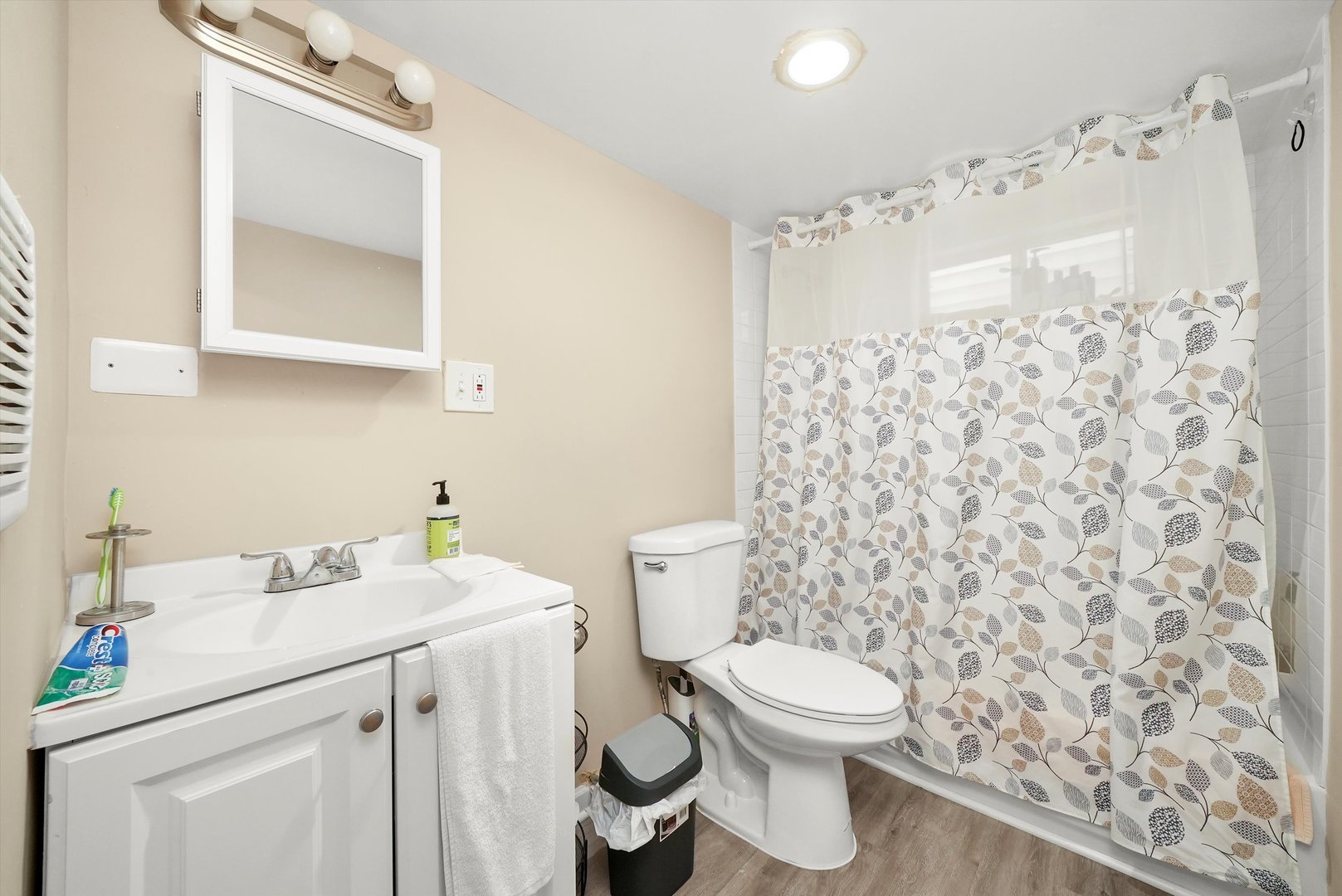 4614 N Springfield Avenue 1 Property Photo 9