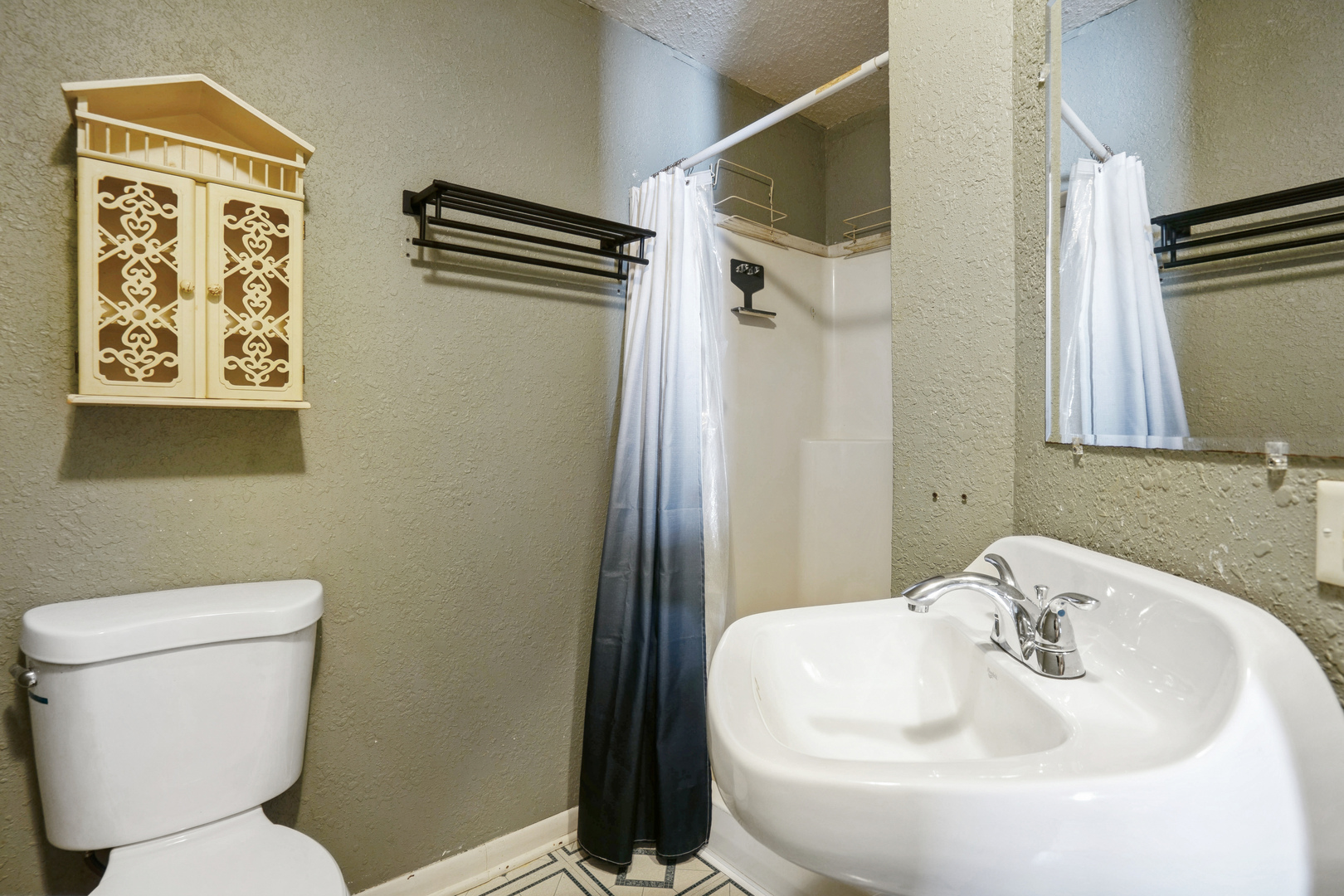 608 3rd Avenue Property Photo 13