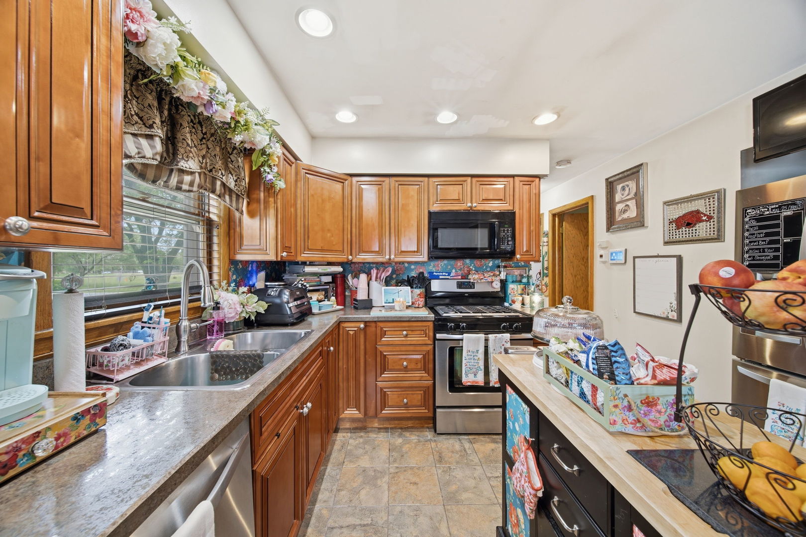 17904 Arcadia Avenue Property Photo 7