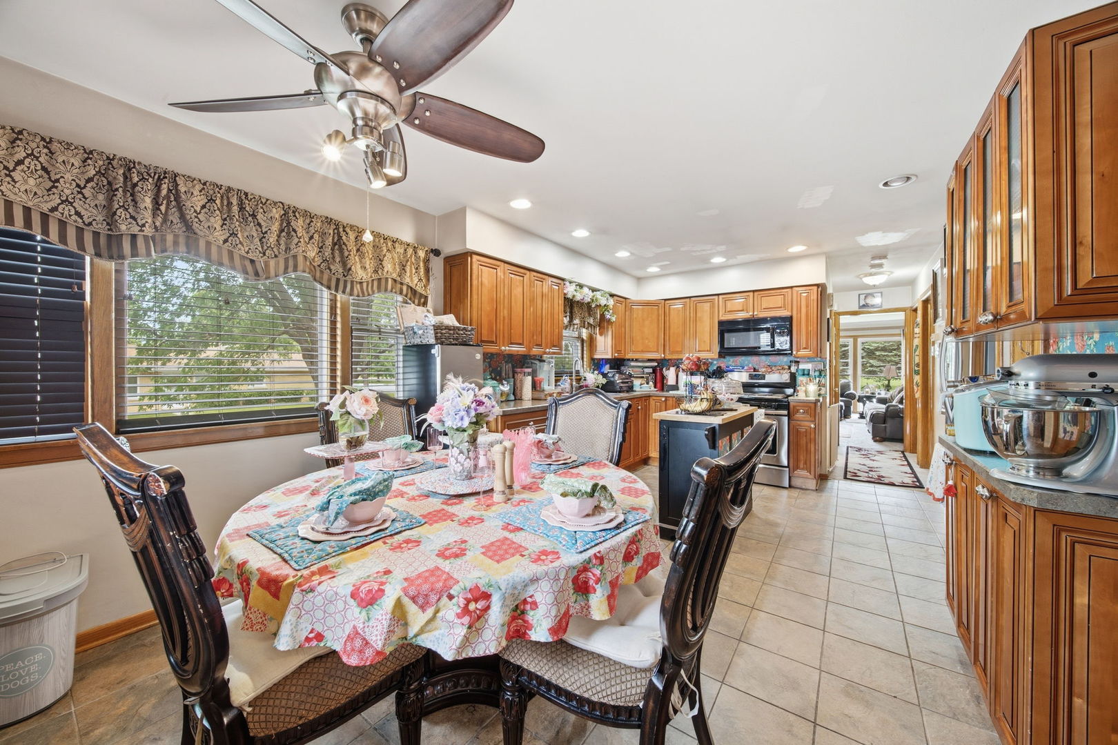 17904 Arcadia Avenue Property Photo 9