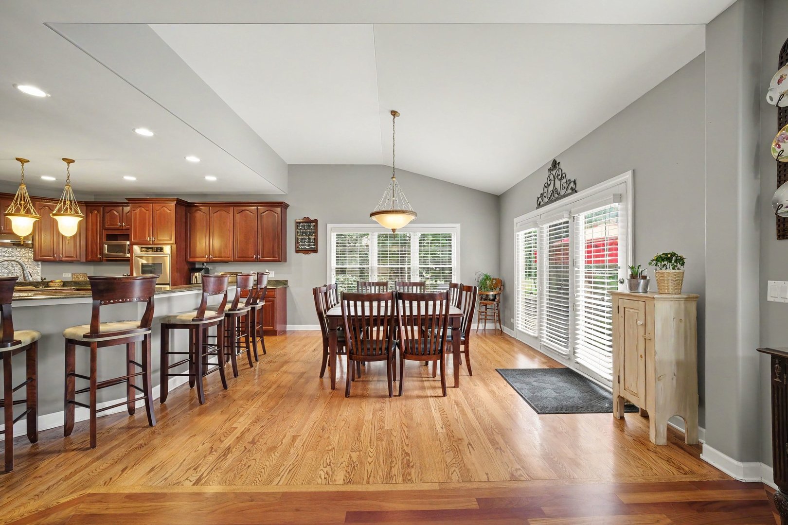 430 Pheasant Hill Drive Property Photo 13