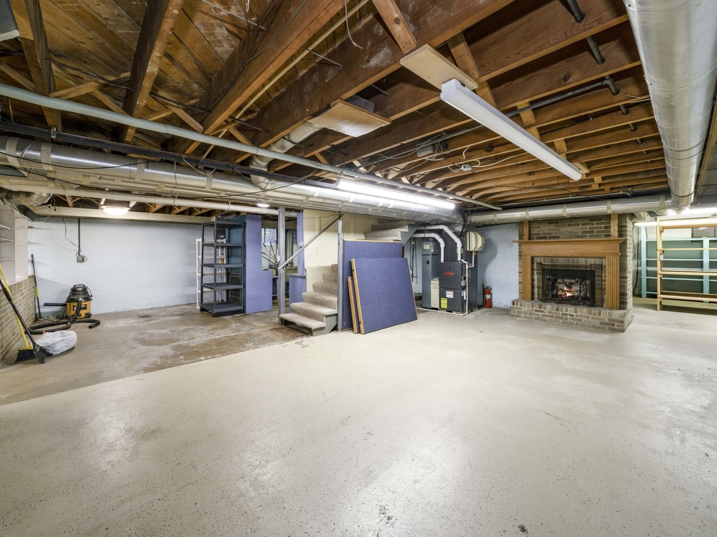 1999 Columbus Street Property Photo 37