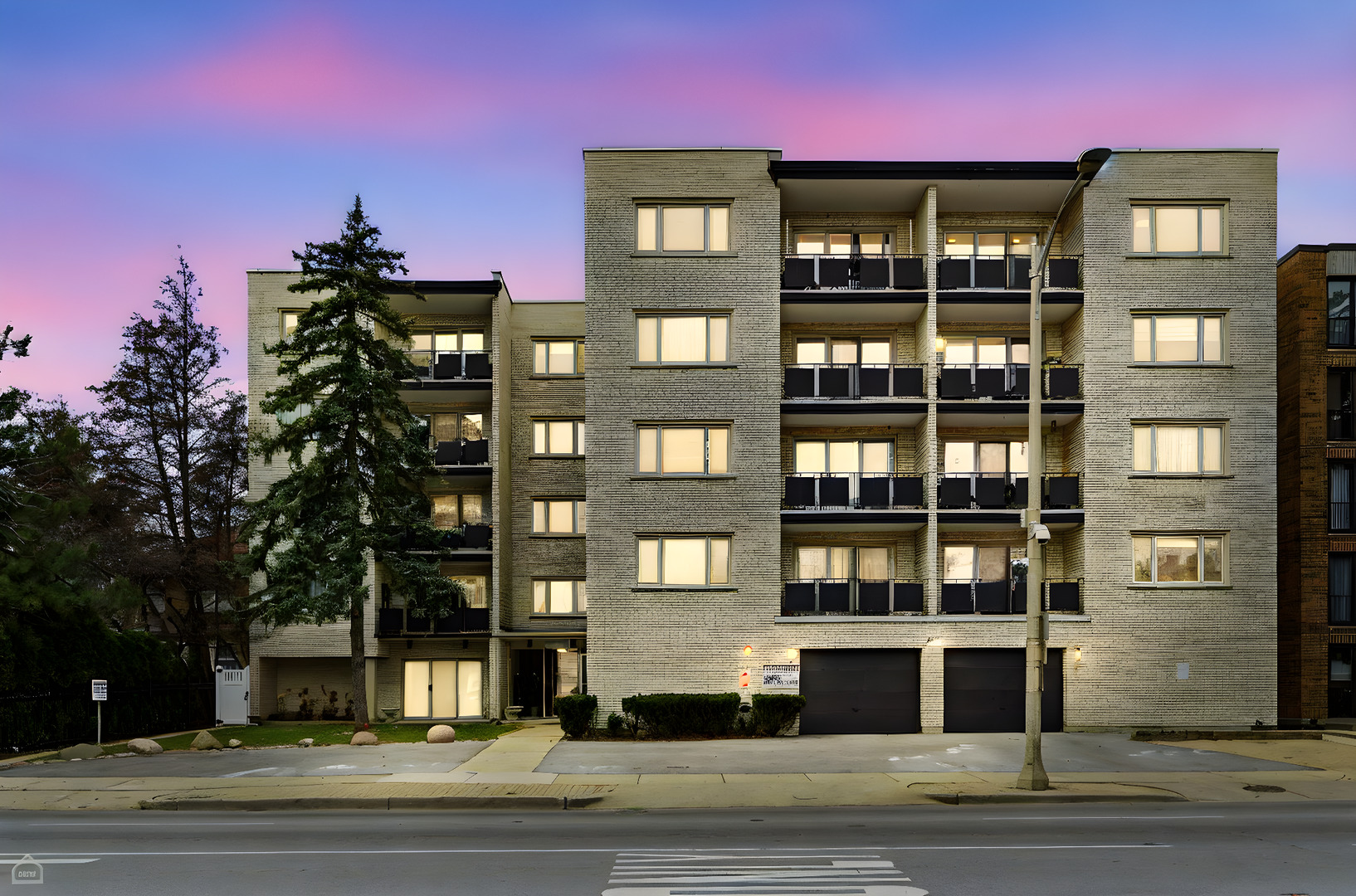 1010 N Harlem Avenue 504 Property Photo 1