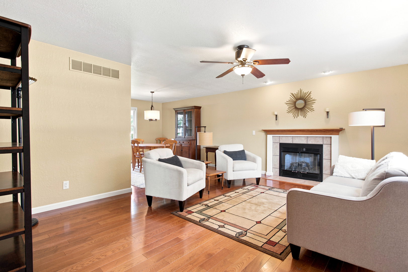 613 Sycamore Drive Property Photo 6