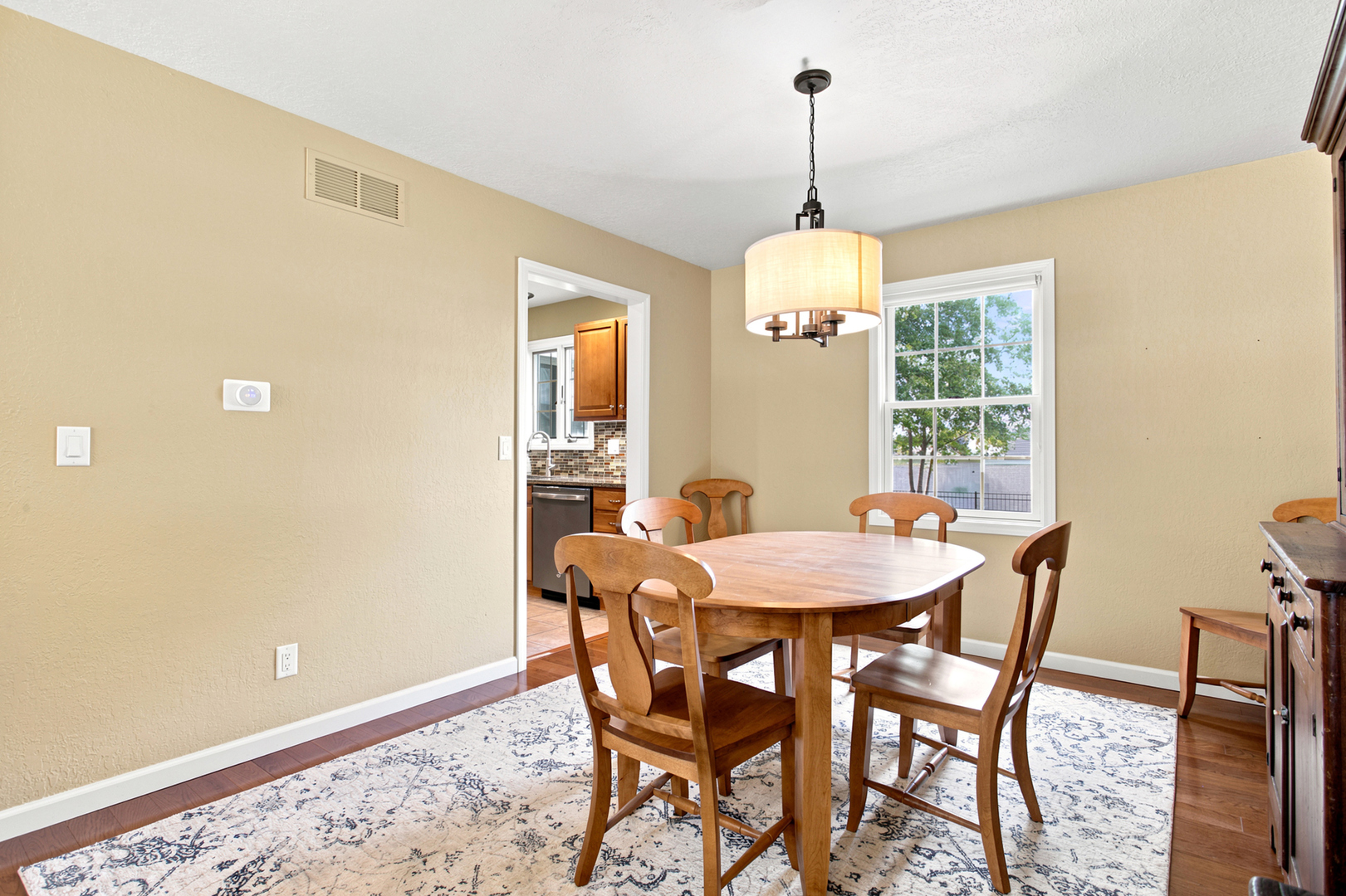 613 Sycamore Drive Property Photo 10