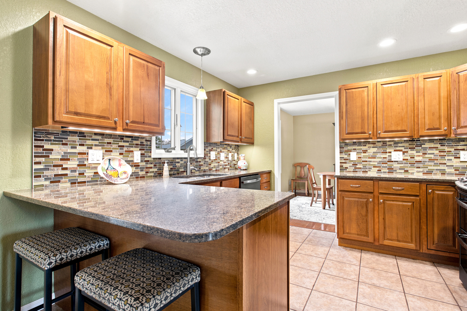 613 Sycamore Drive Property Photo 13