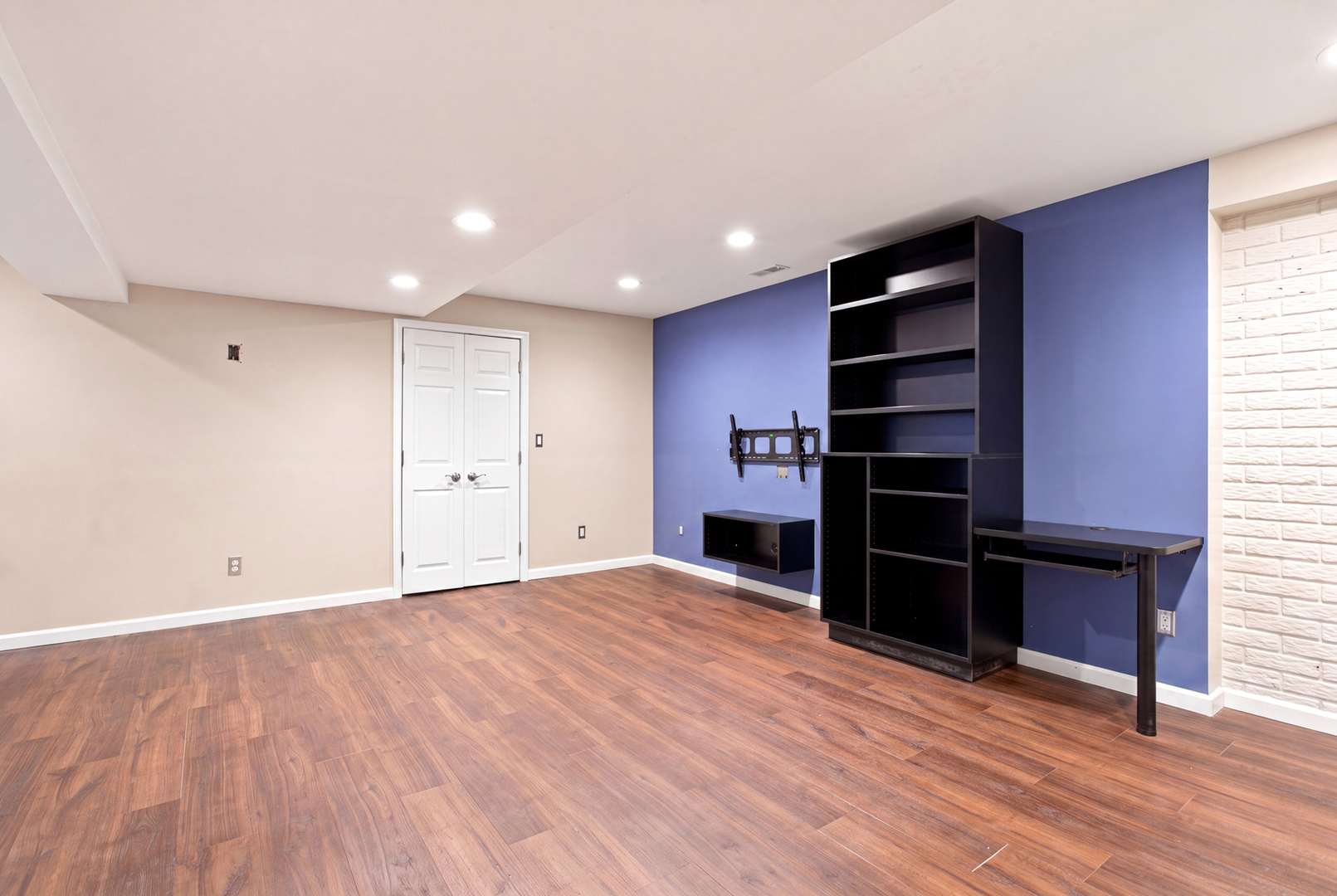 613 Sycamore Drive Property Photo 35