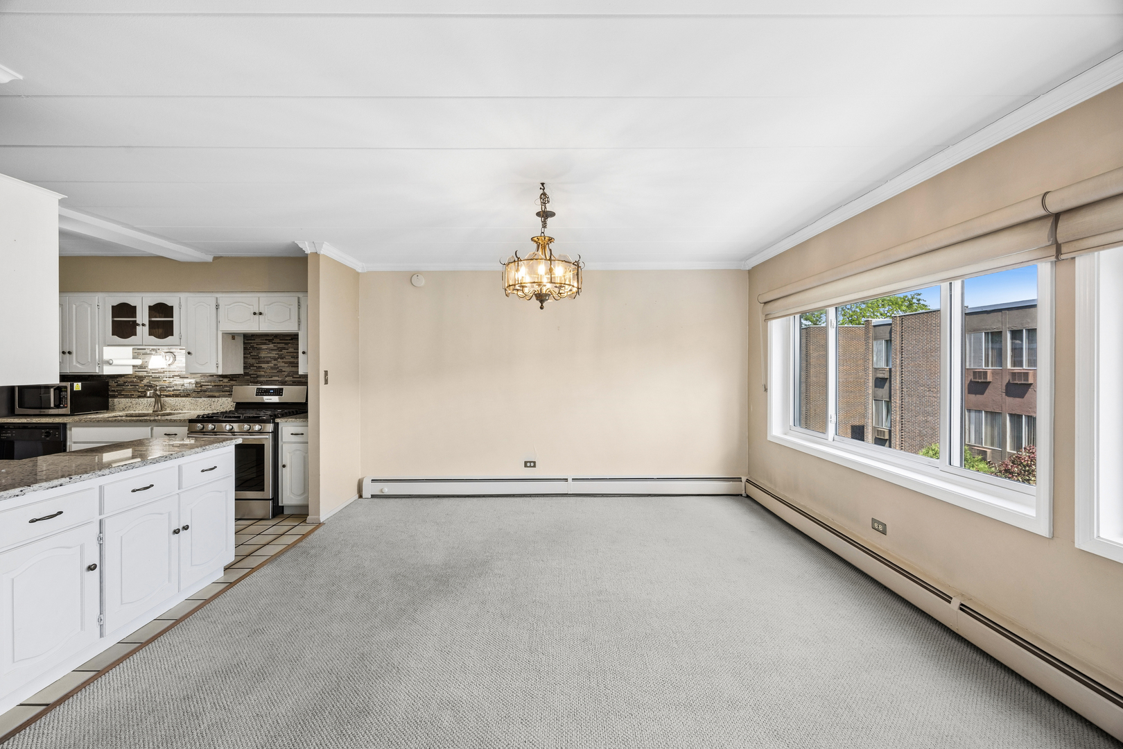 1139 Leavitt Avenue 305 Property Photo 7