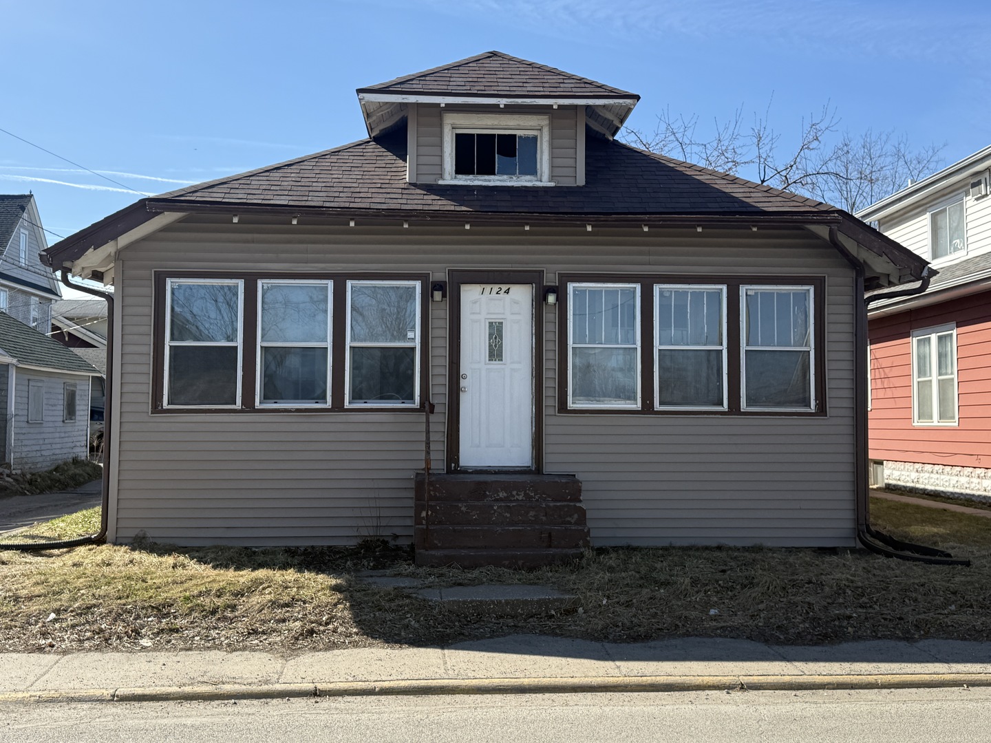 1124 18th Avenue Property Photo 1