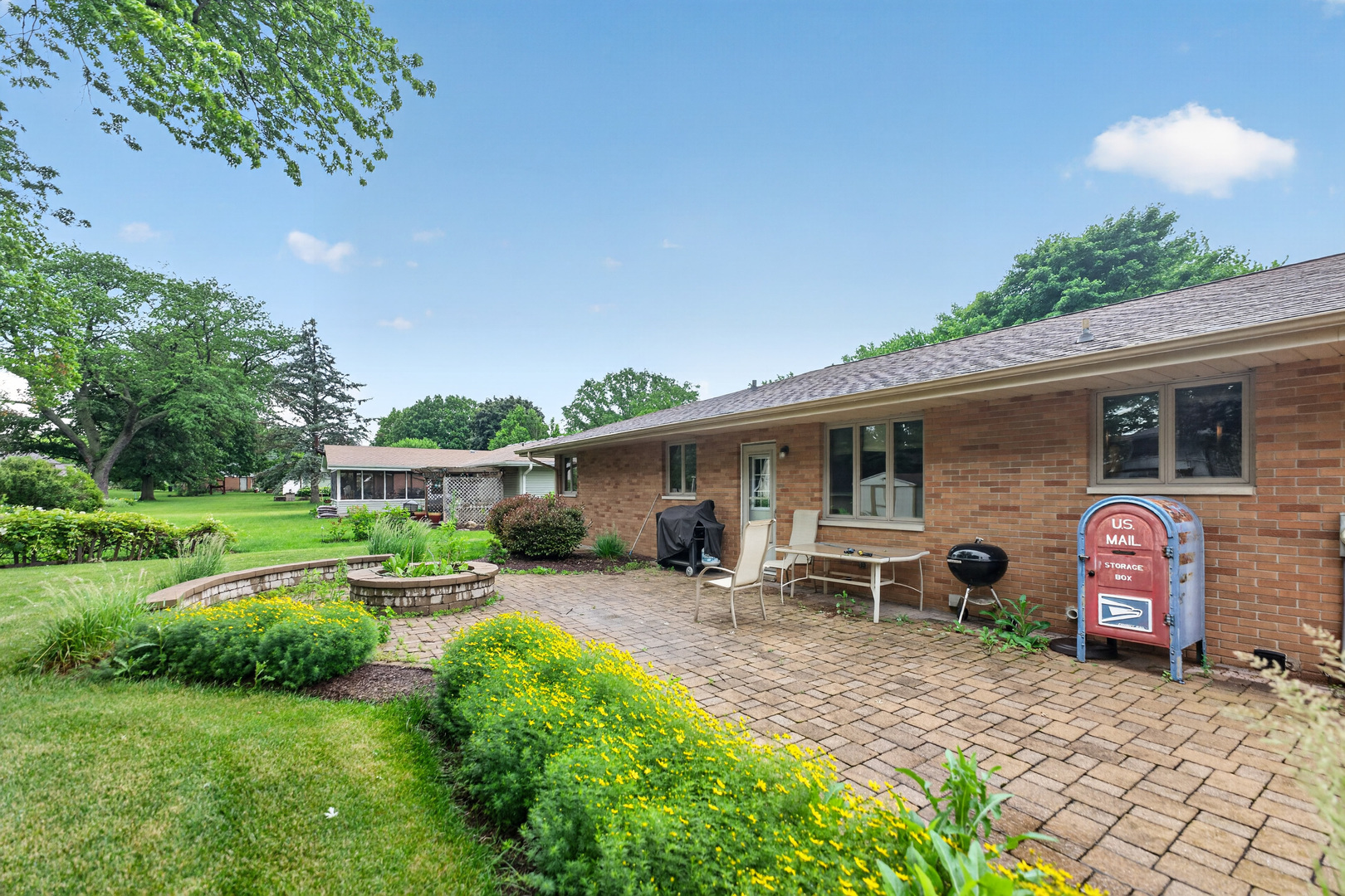 1811 Park Avenue Property Photo 31