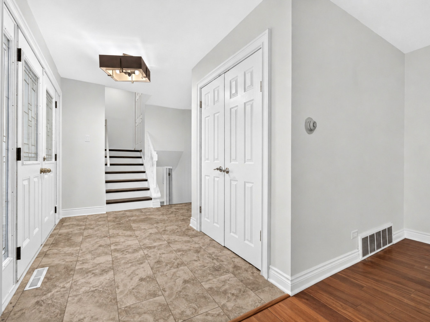 800 Ridgemoor Drive Property Photo 10
