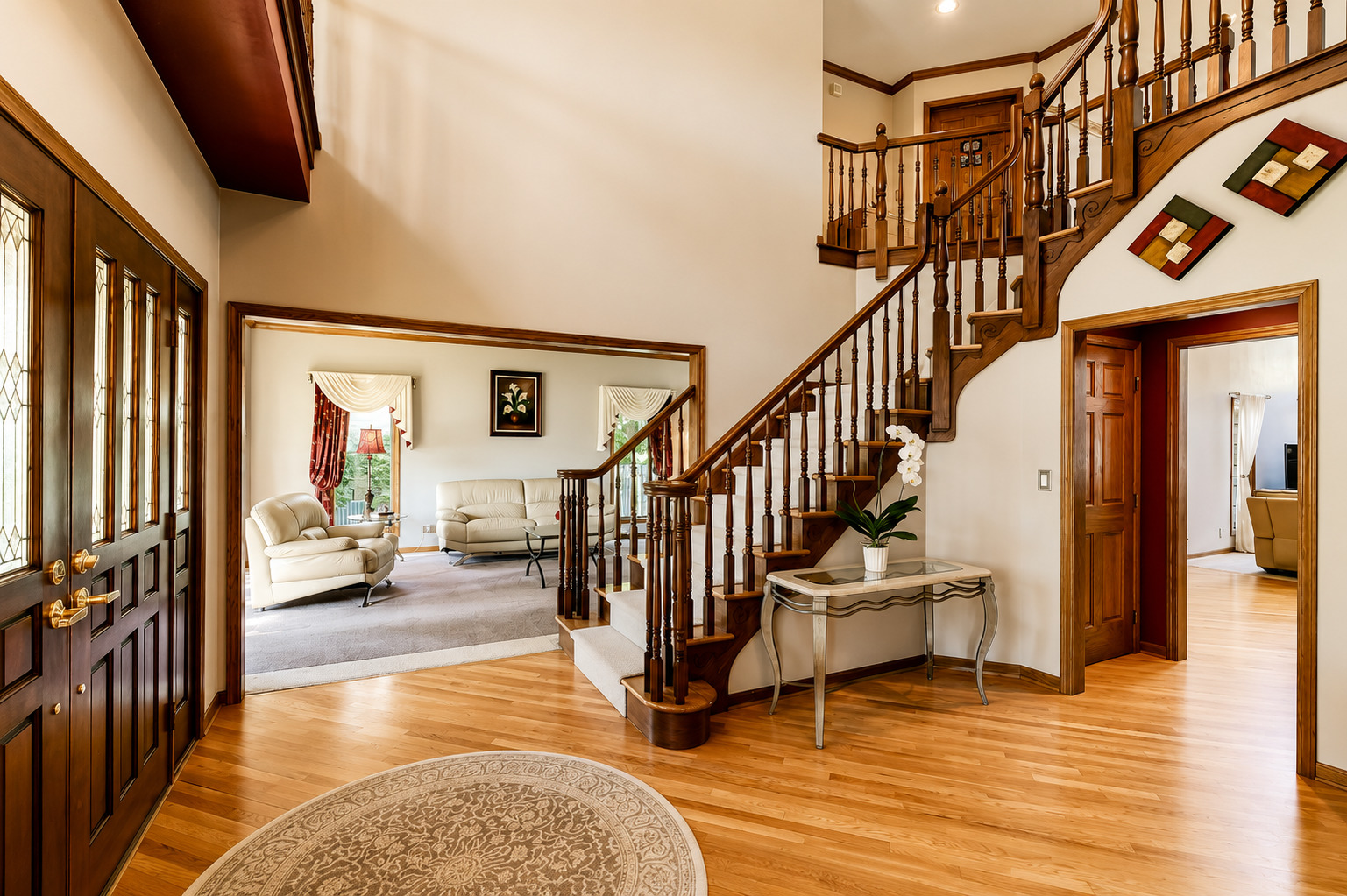 6904 Irish Court Property Photo 9