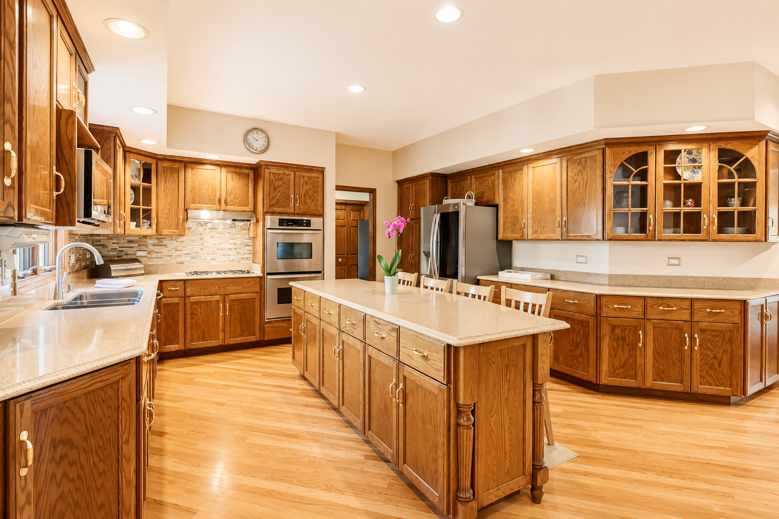 6904 Irish Court Property Photo 17
