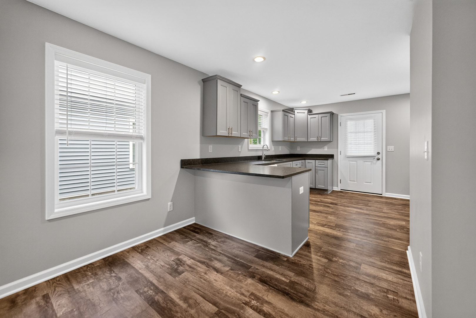 1503 Eadens Place Property Photo 10