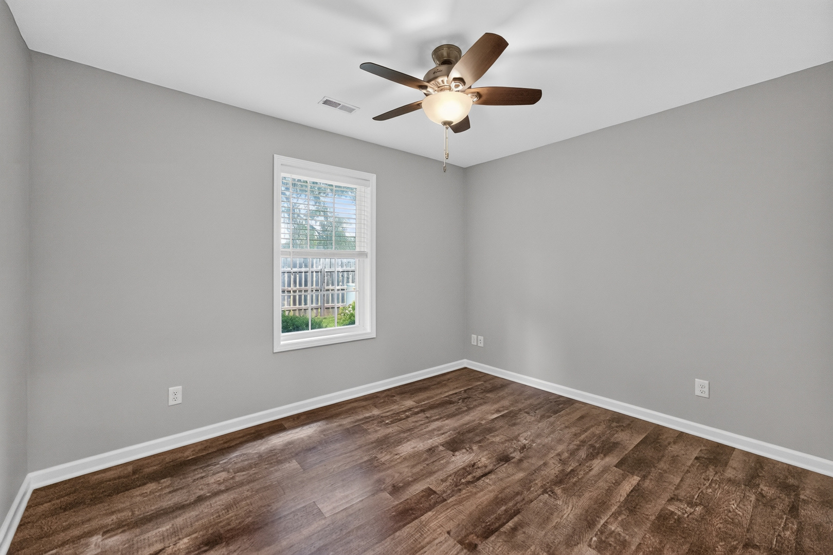 1503 Eadens Place Property Photo 24