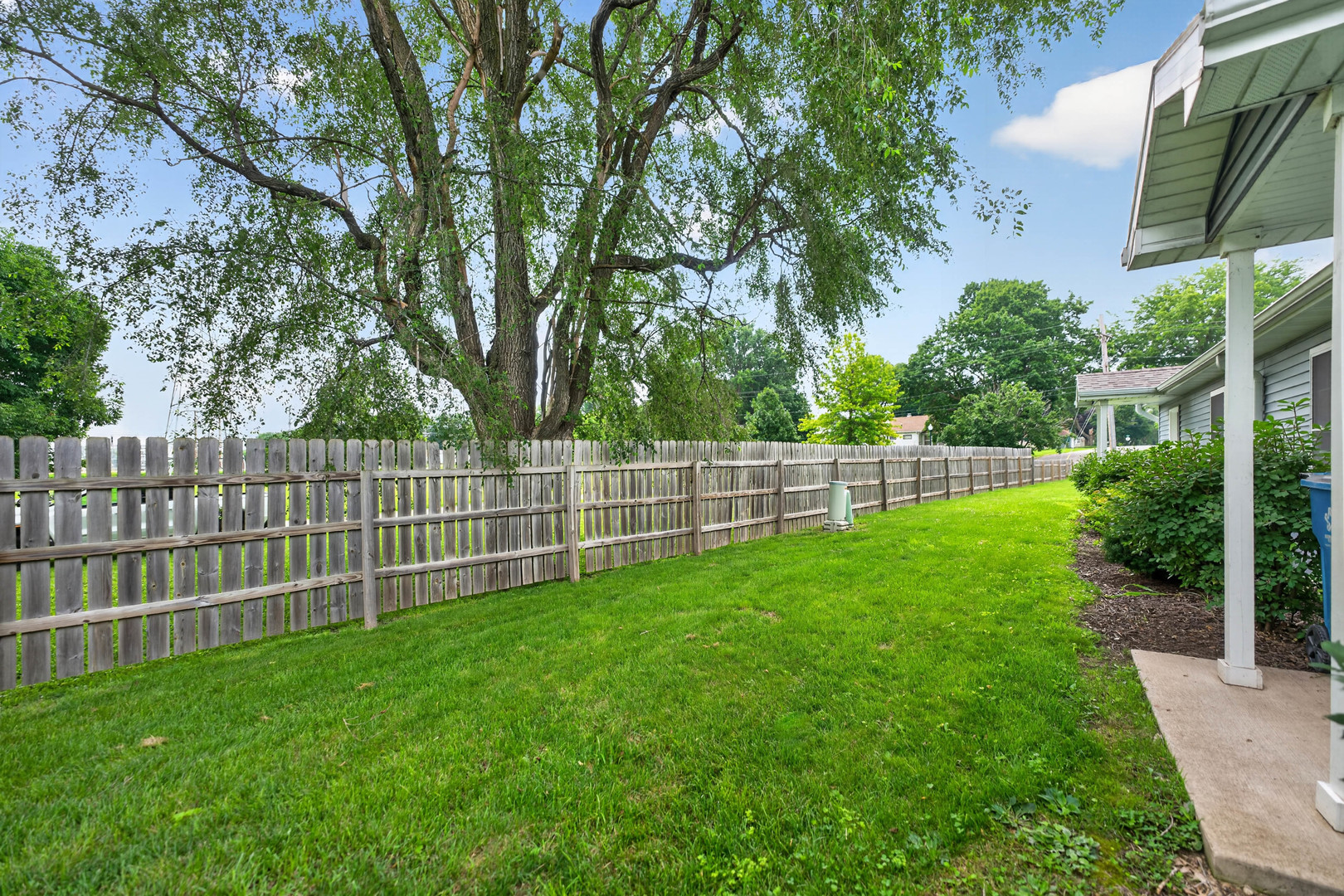 1503 Eadens Place Property Photo 28