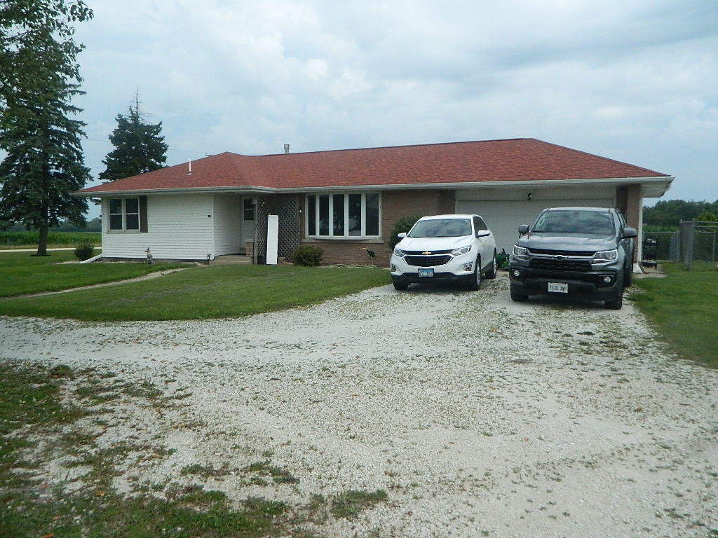 3669 N 13000 Road Property Photo 1