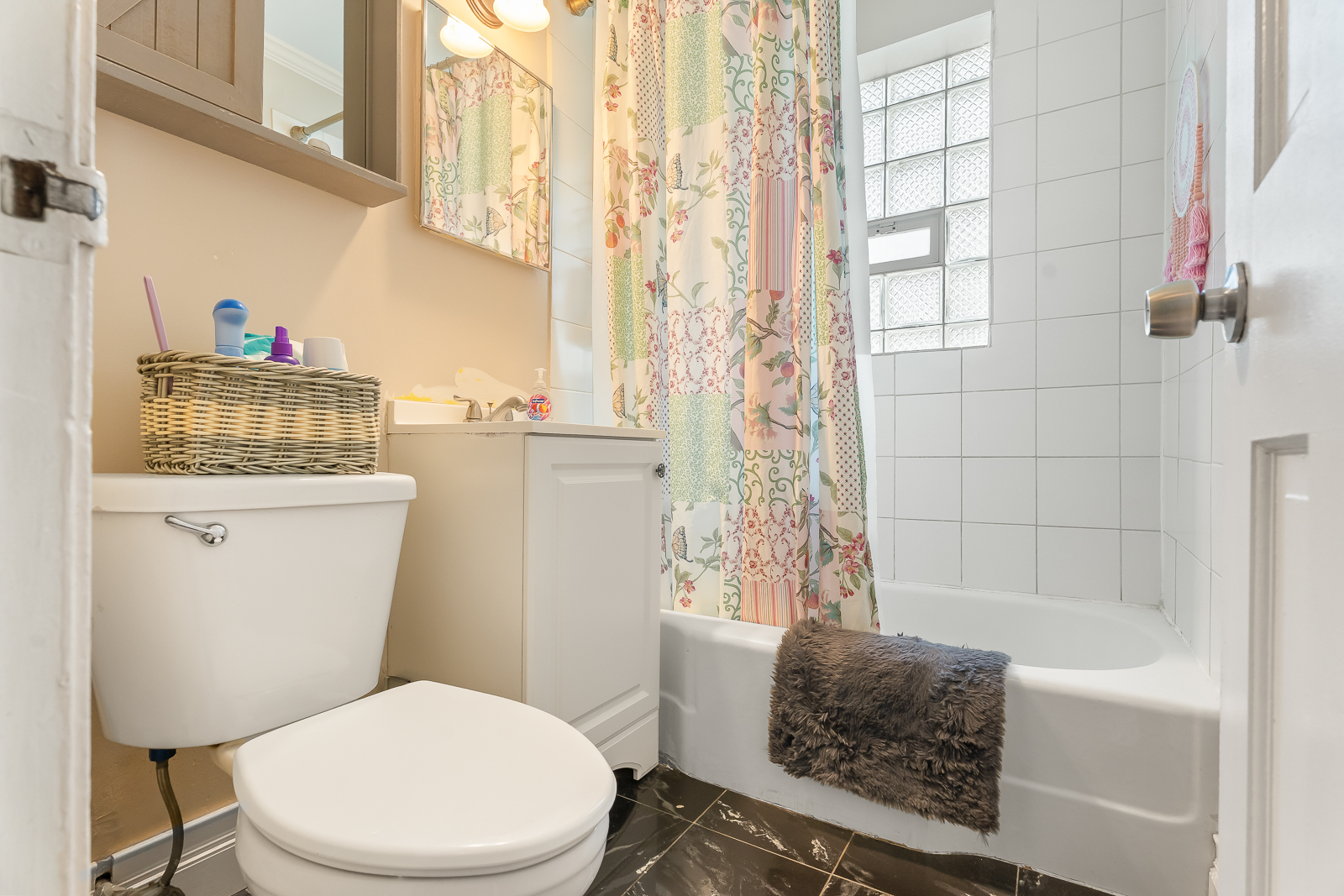 18032 Commercial Avenue Property Photo 9